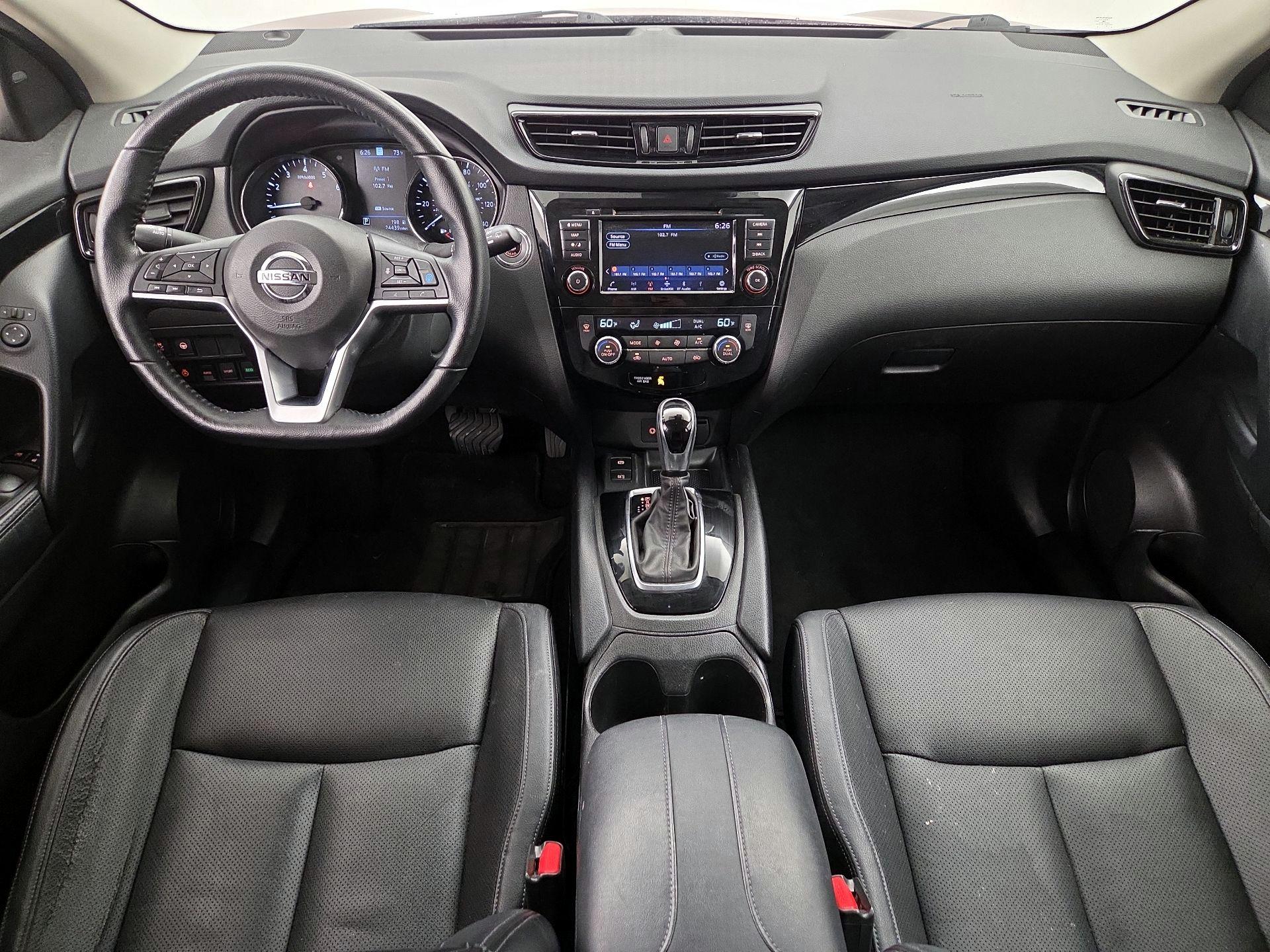 Thumbnail: 2022 Nissan Rogue Sport - 9