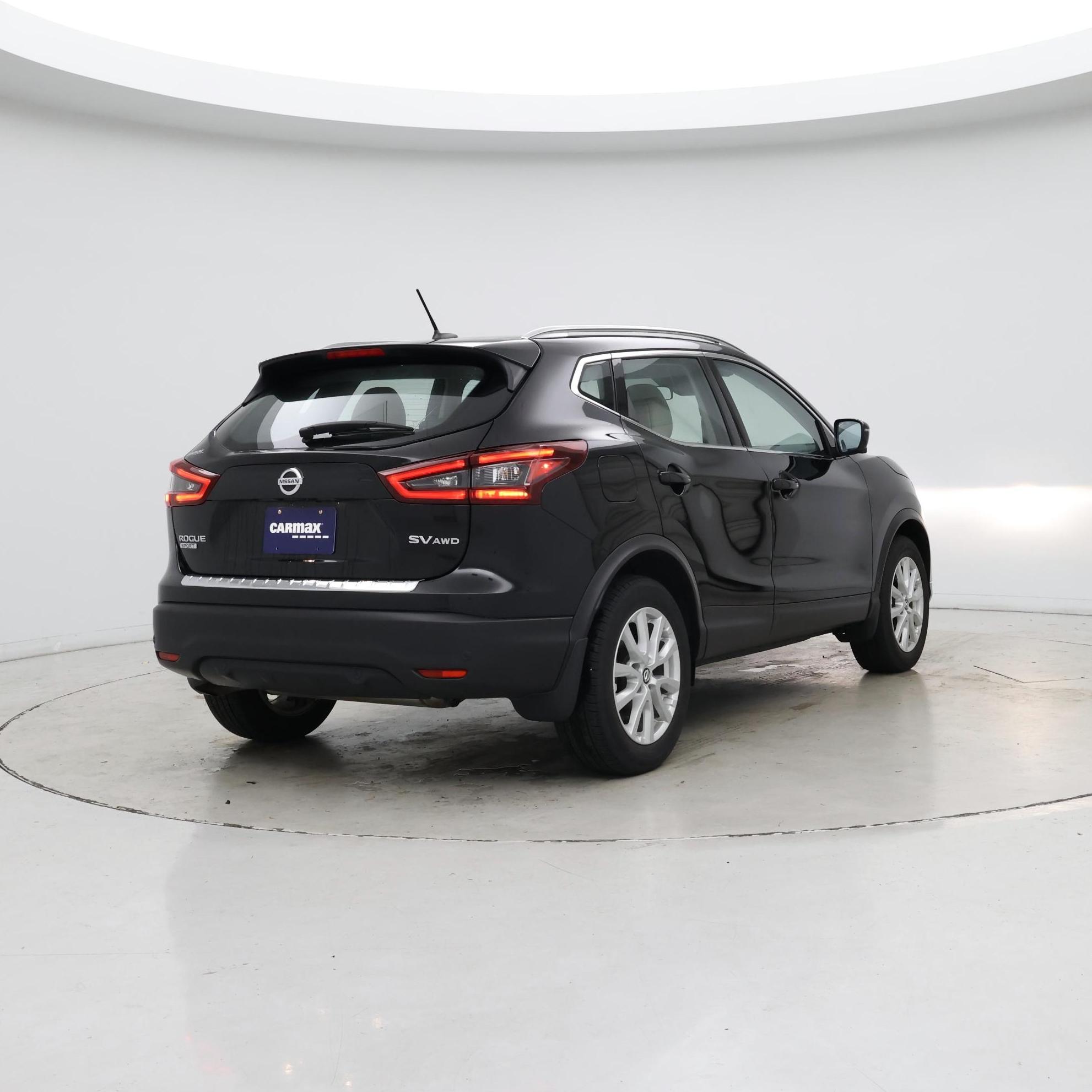 Thumbnail: 2022 Nissan Rogue Sport - 8