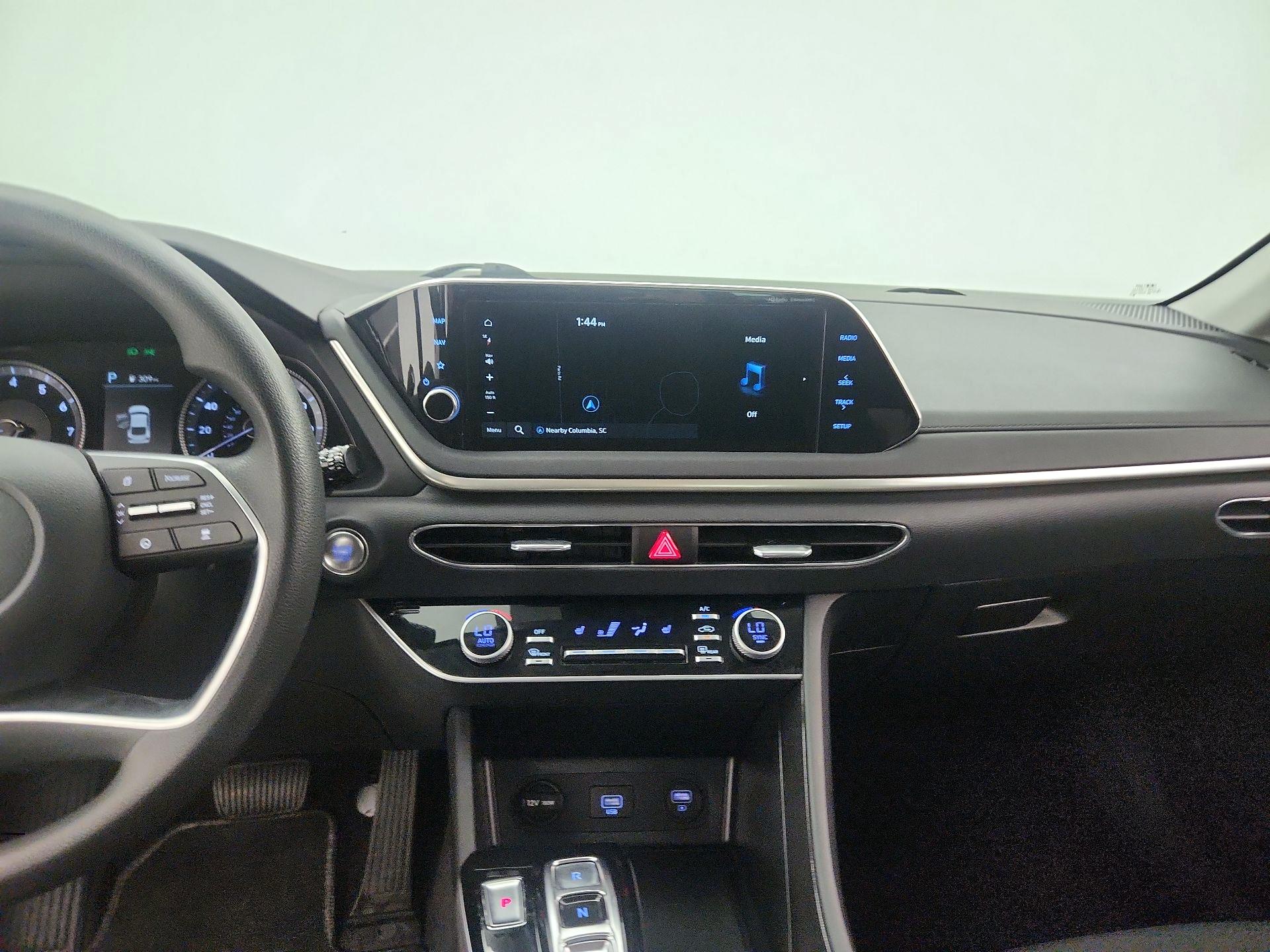 Thumbnail: 2023 Hyundai Sonata - 9