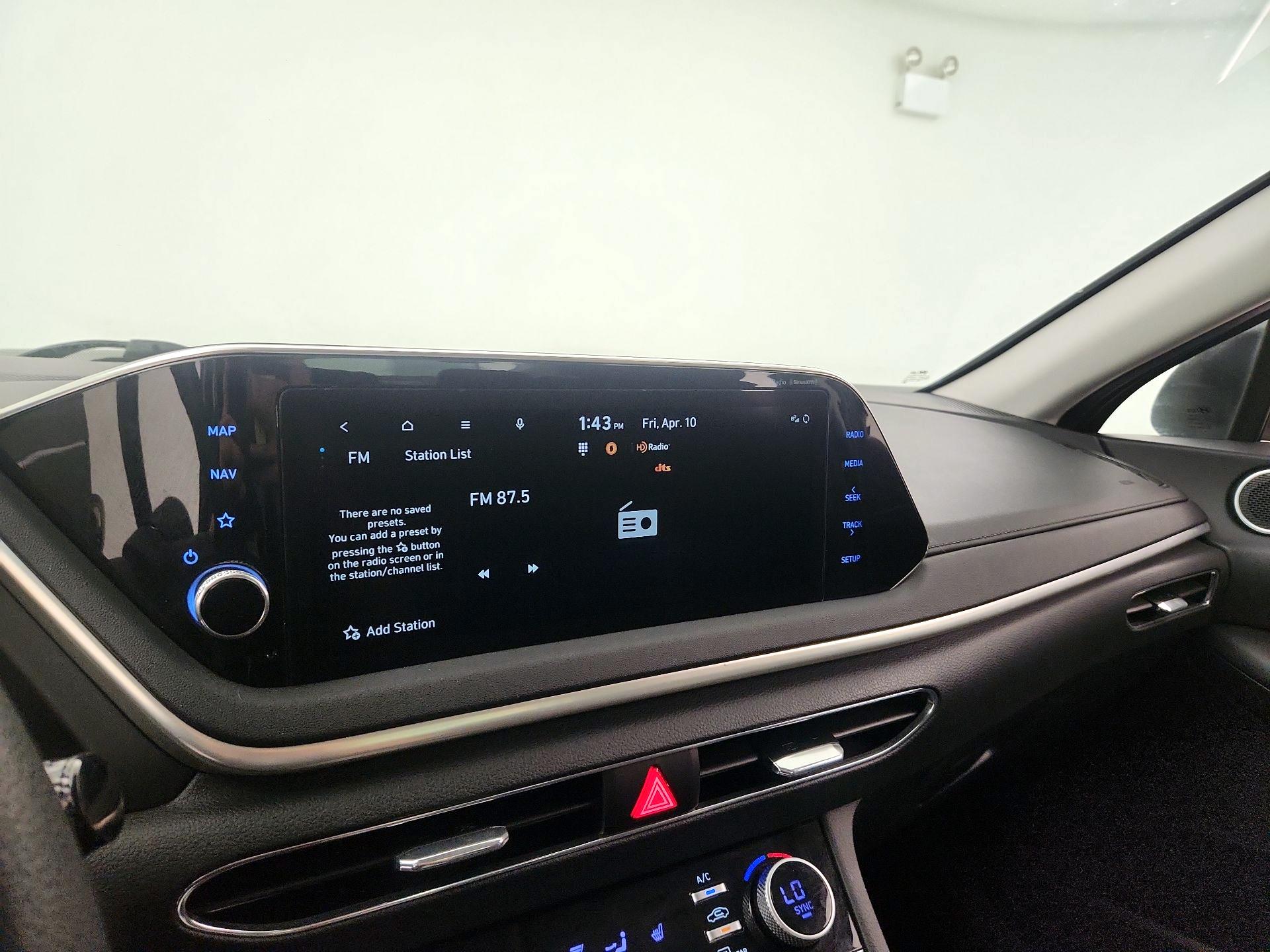 Thumbnail: 2023 Hyundai Sonata - 16