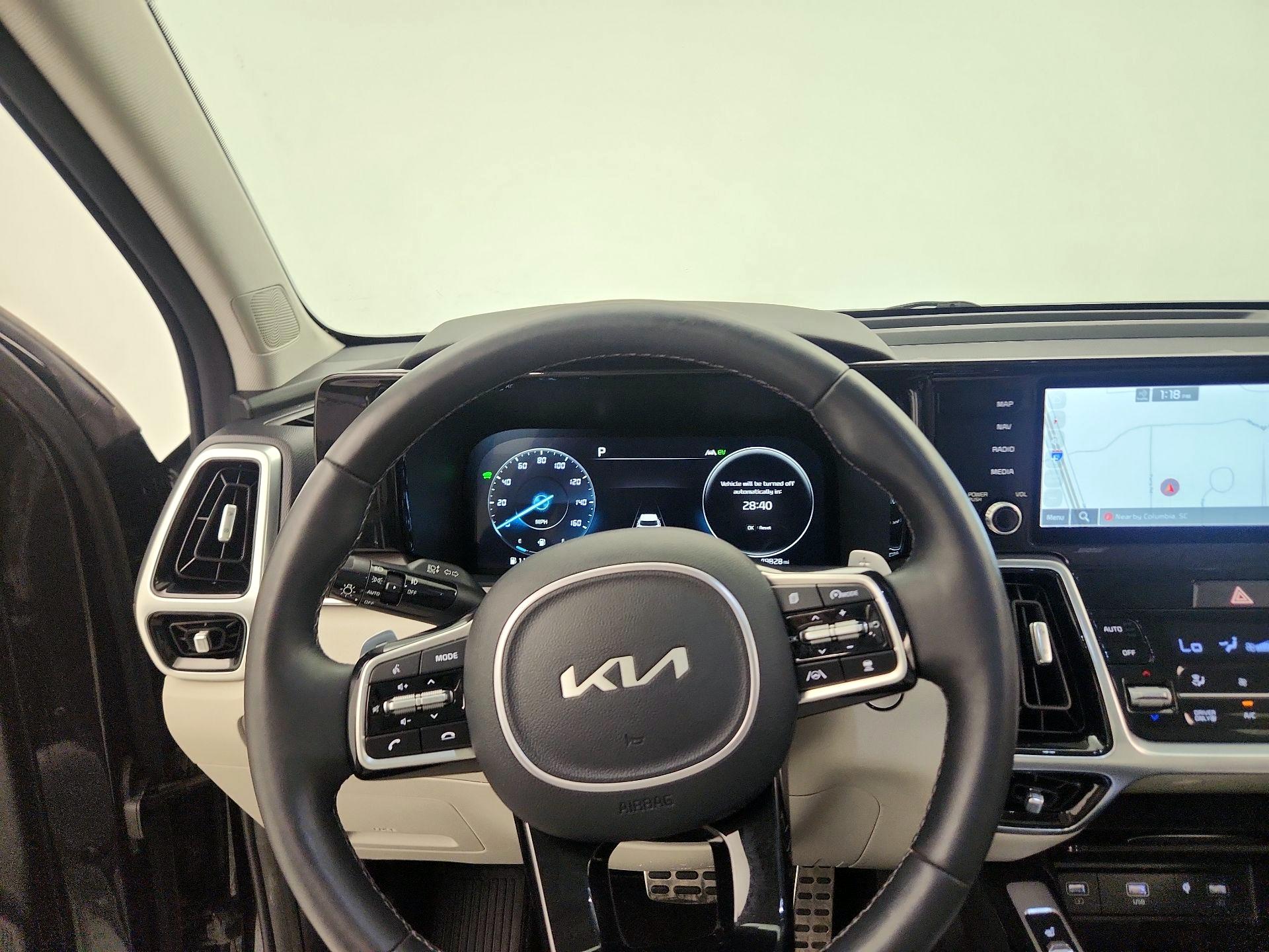 Thumbnail: 2023 Kia Sorento - 10