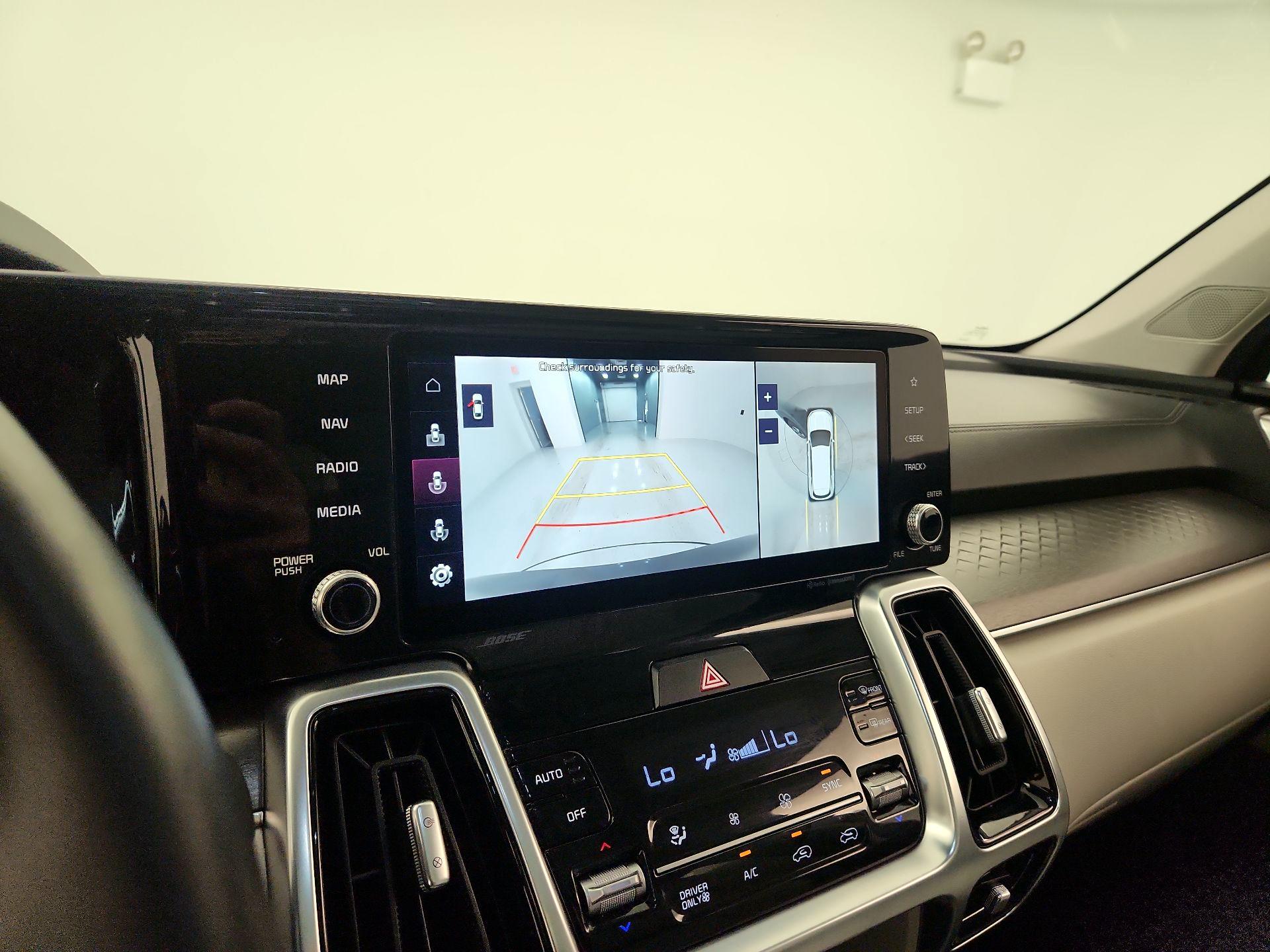 Thumbnail: 2023 Kia Sorento - 15