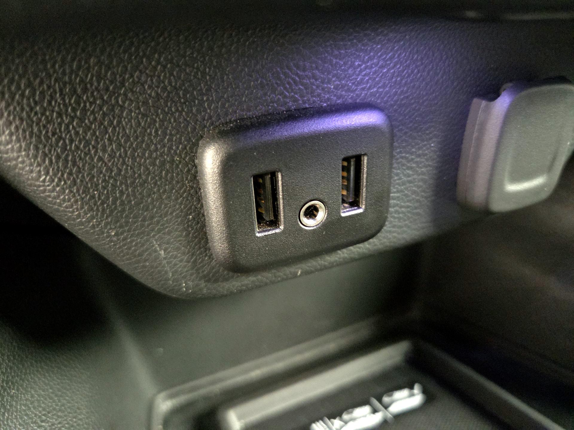 Thumbnail: 2022 Chevrolet Traverse - 18