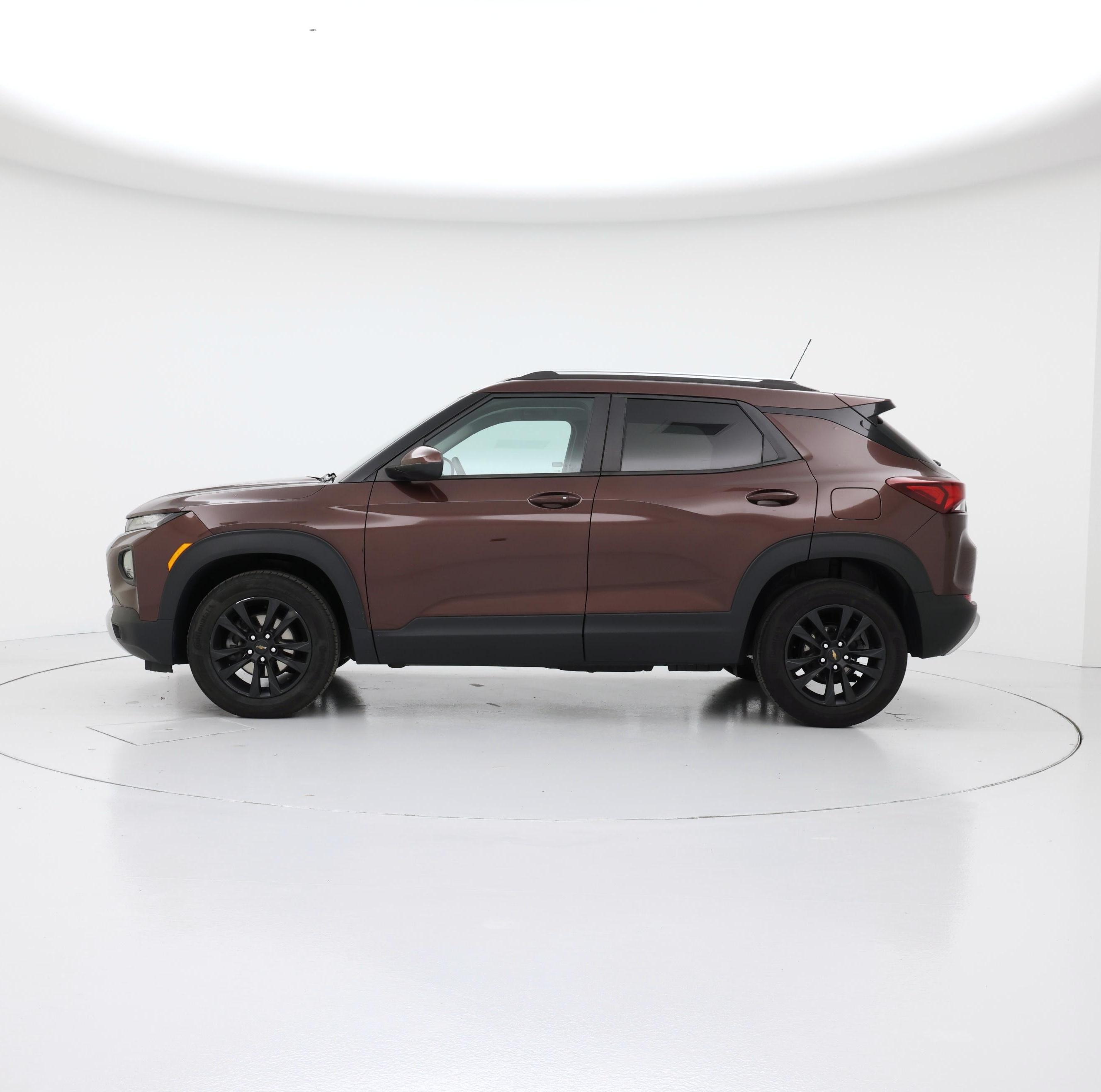 Thumbnail: 2023 Chevrolet TrailBlazer - 3