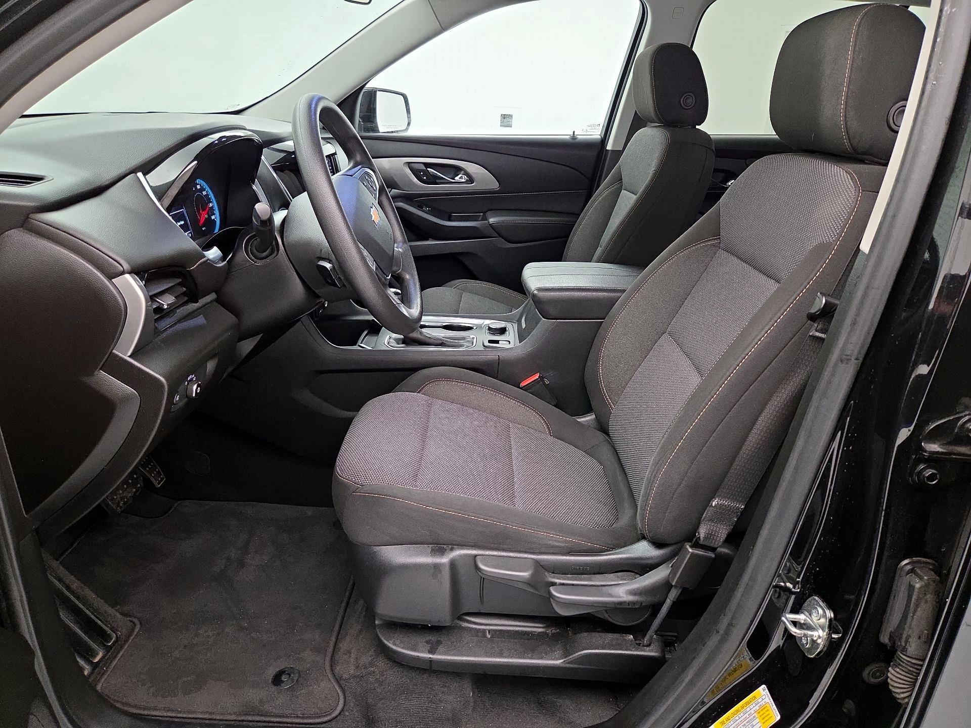 Thumbnail: 2020 Chevrolet Traverse - 11