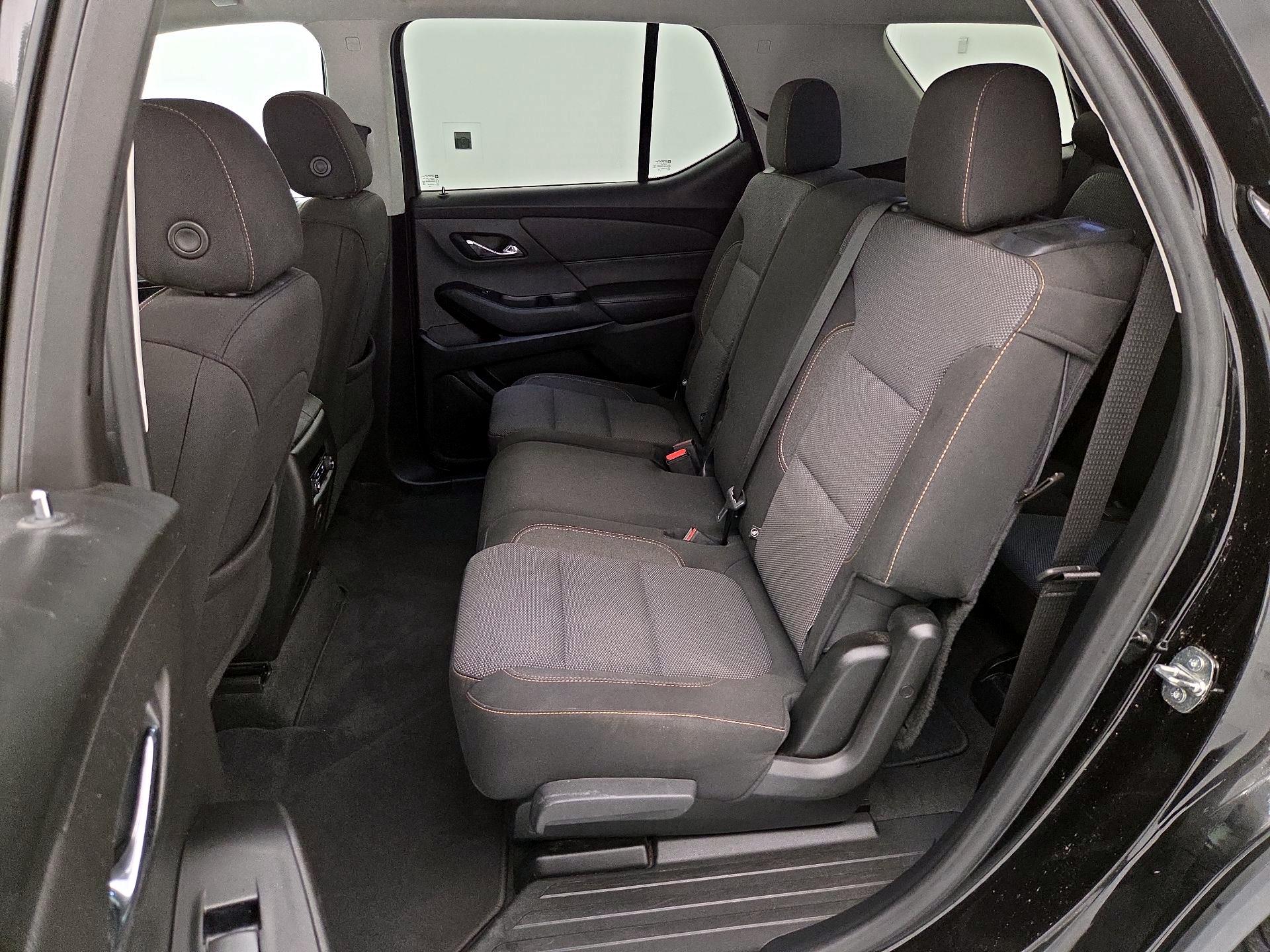 Thumbnail: 2020 Chevrolet Traverse - 19