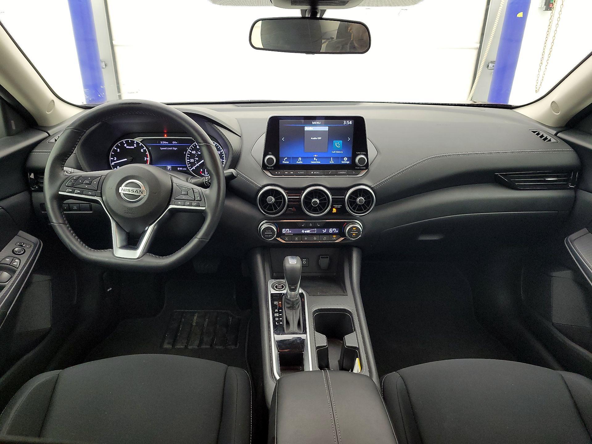 Thumbnail: 2023 Nissan Sentra - 9