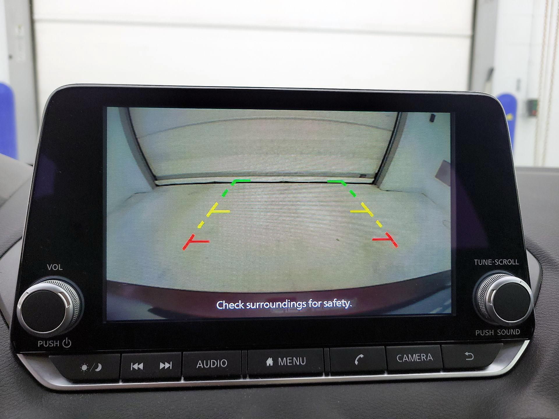 Thumbnail: 2023 Nissan Sentra - 14