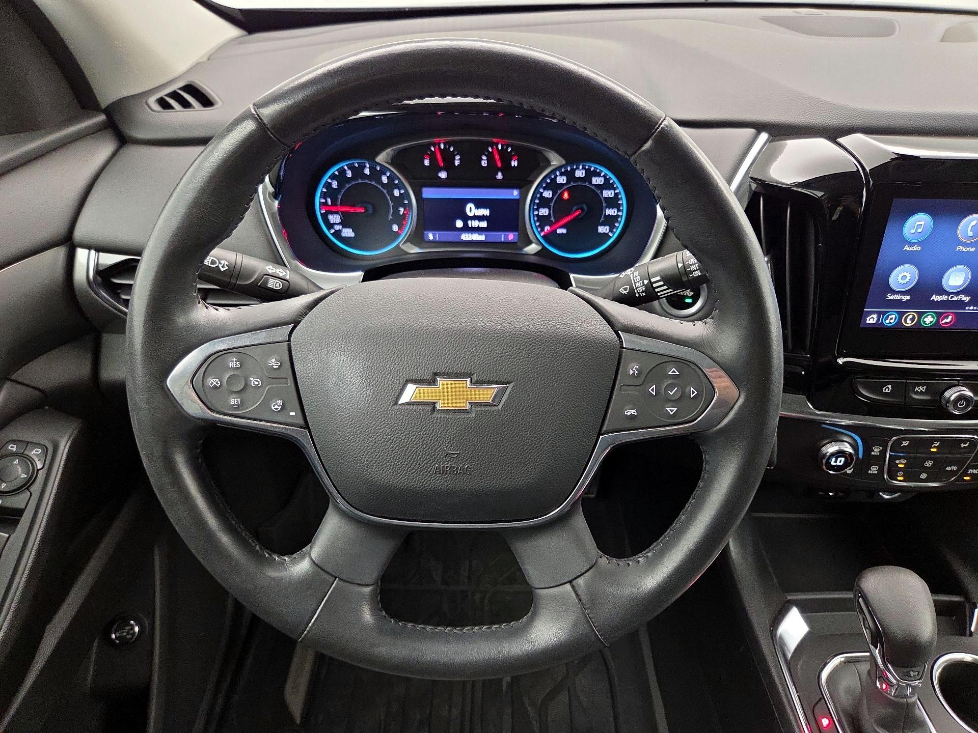 Thumbnail: 2021 Chevrolet Traverse - 10