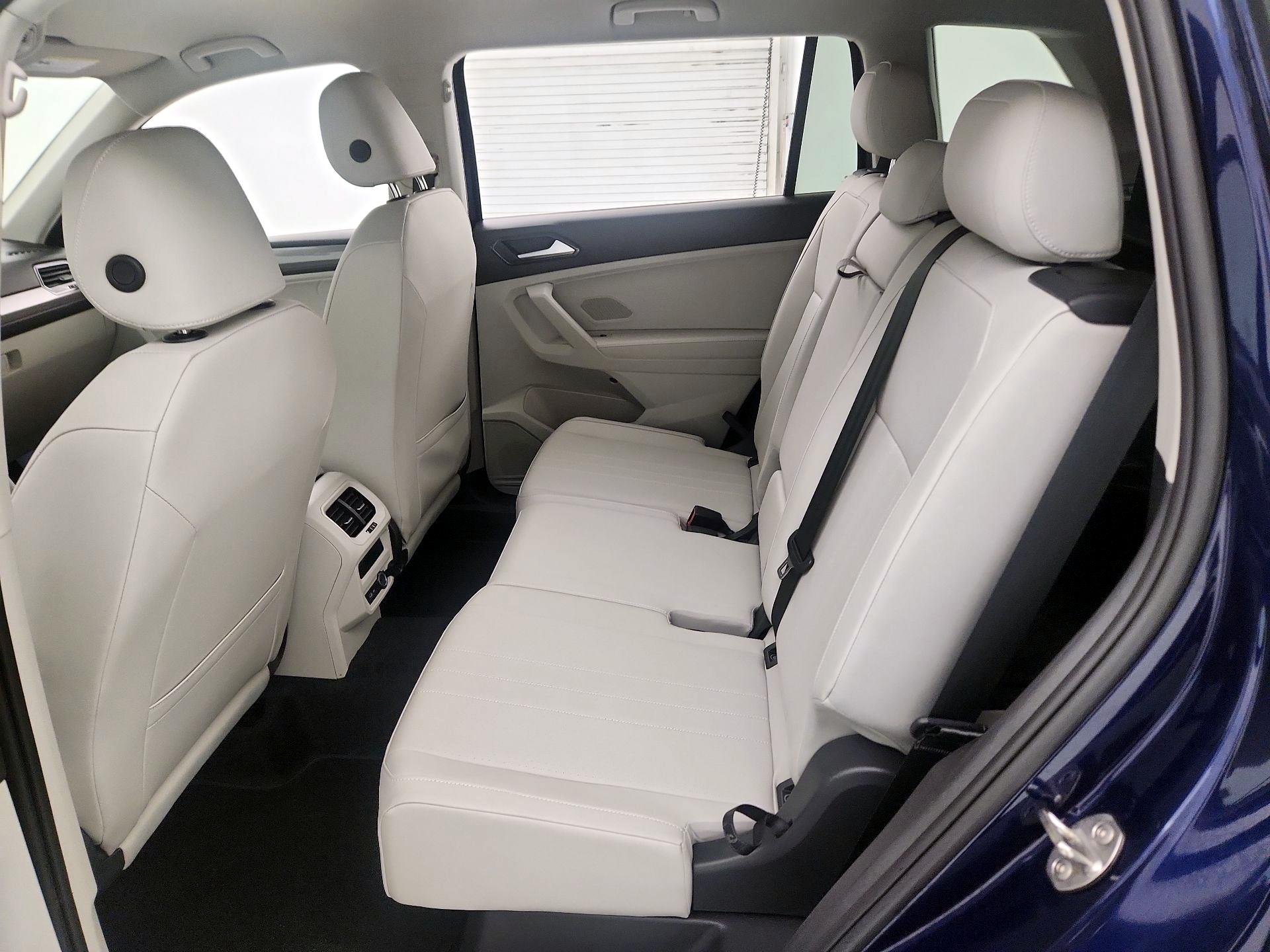 Thumbnail: 2023 Volkswagen Tiguan - 19