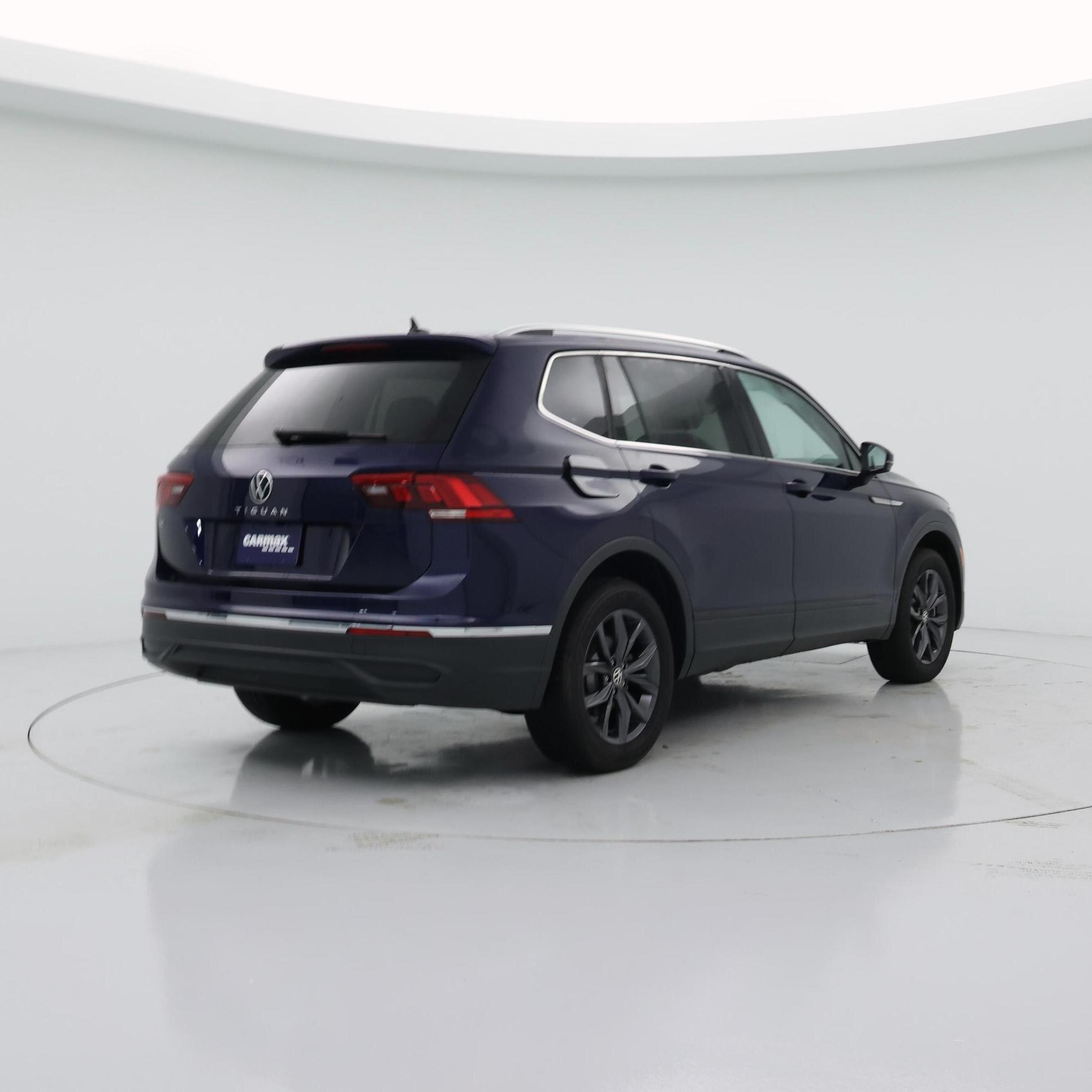 Thumbnail: 2023 Volkswagen Tiguan - 8