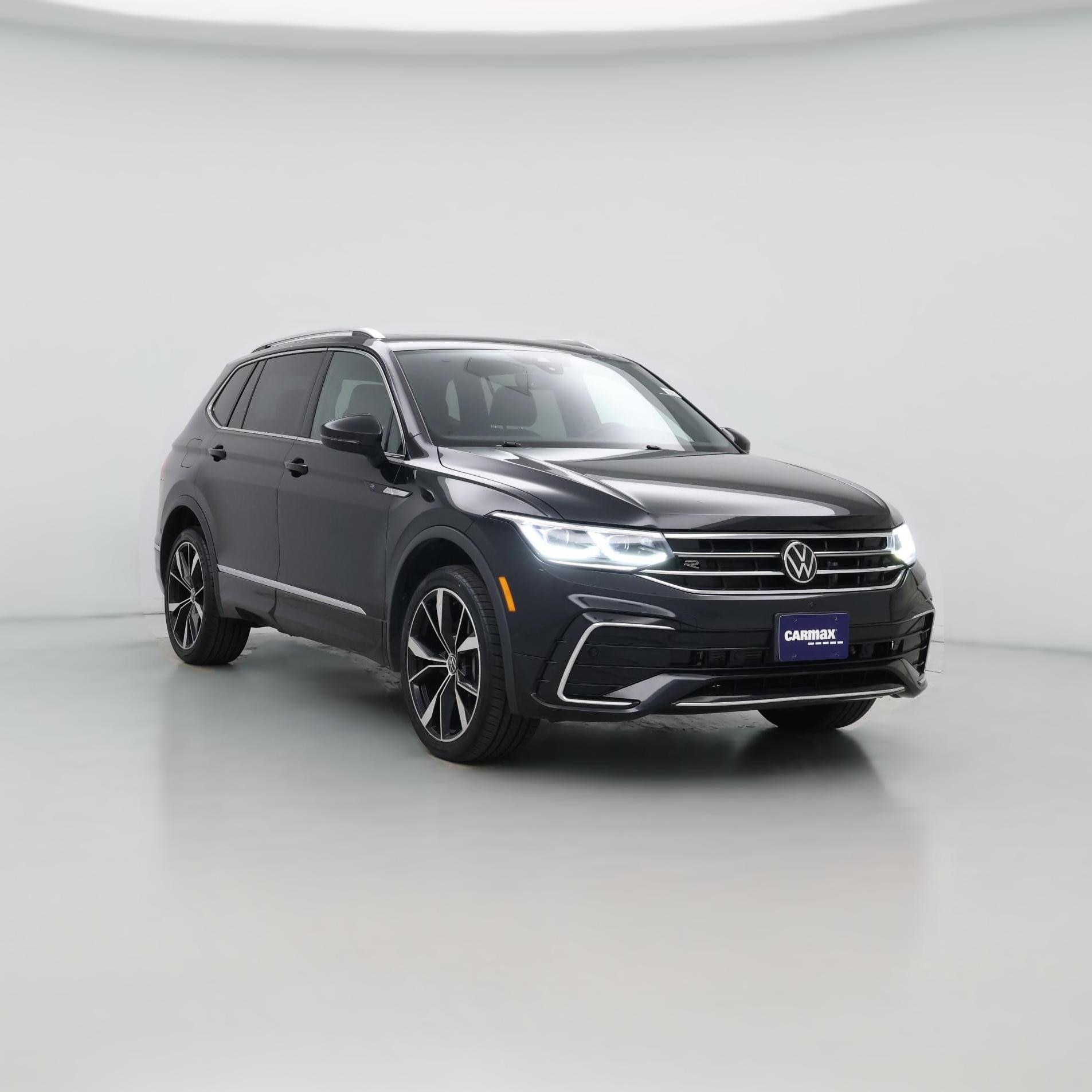 Thumbnail: 2022 Volkswagen Tiguan - 1