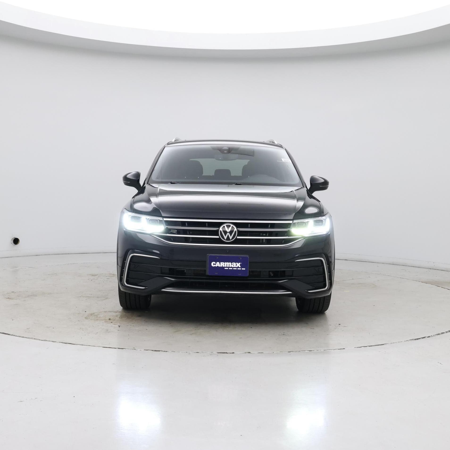 Thumbnail: 2022 Volkswagen Tiguan - 5