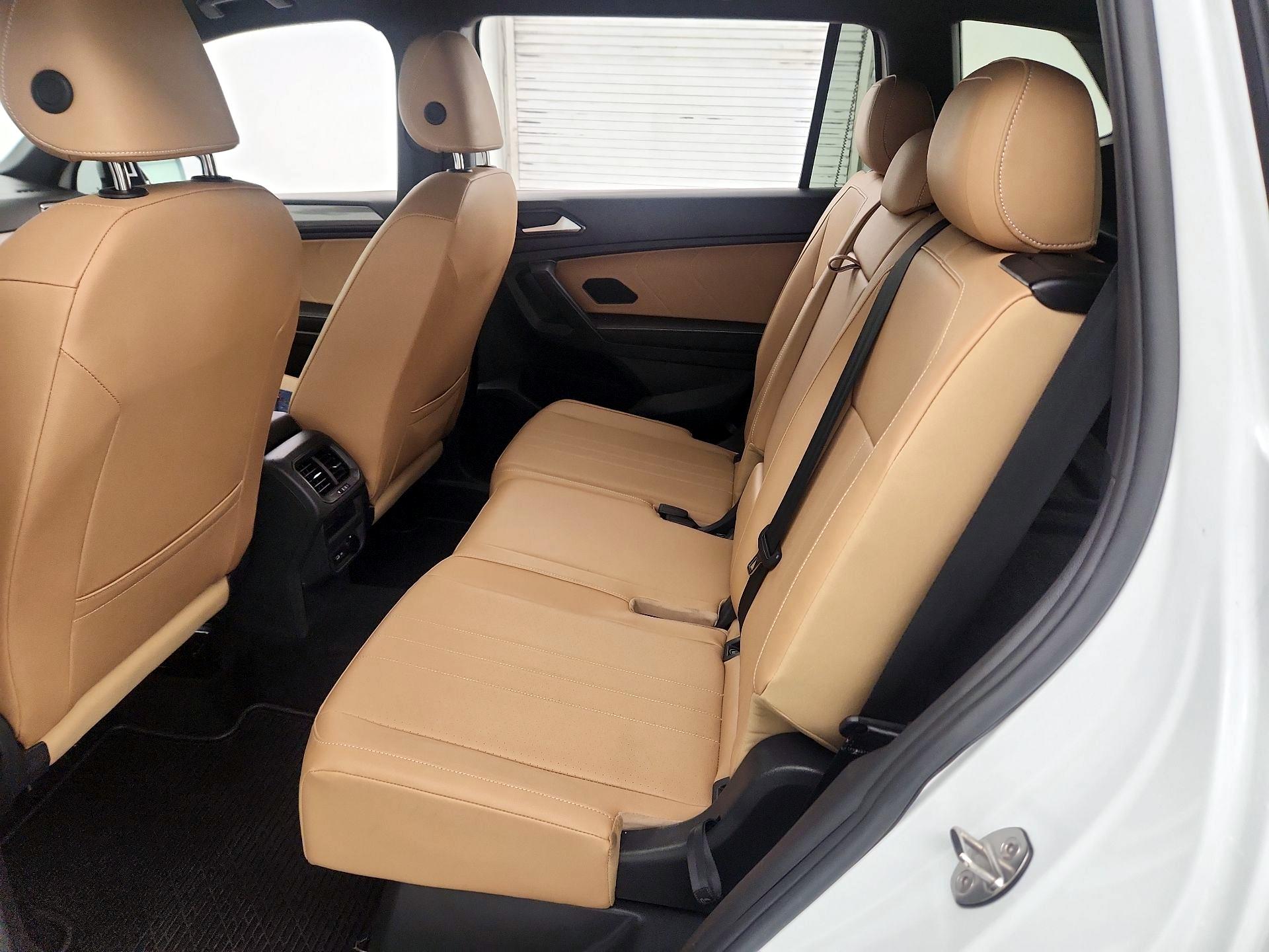 Thumbnail: 2023 Volkswagen Tiguan - 19