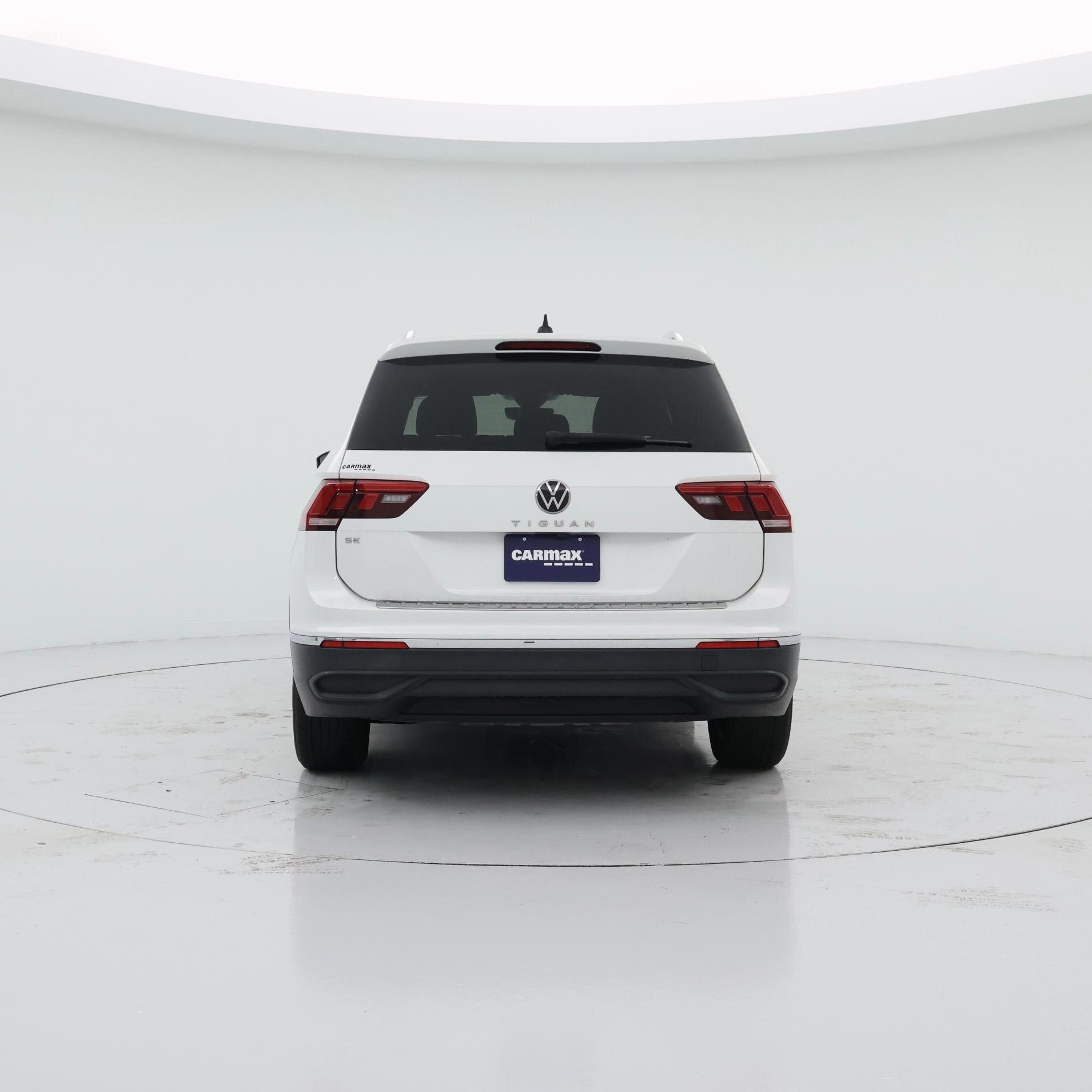 Thumbnail: 2023 Volkswagen Tiguan - 6