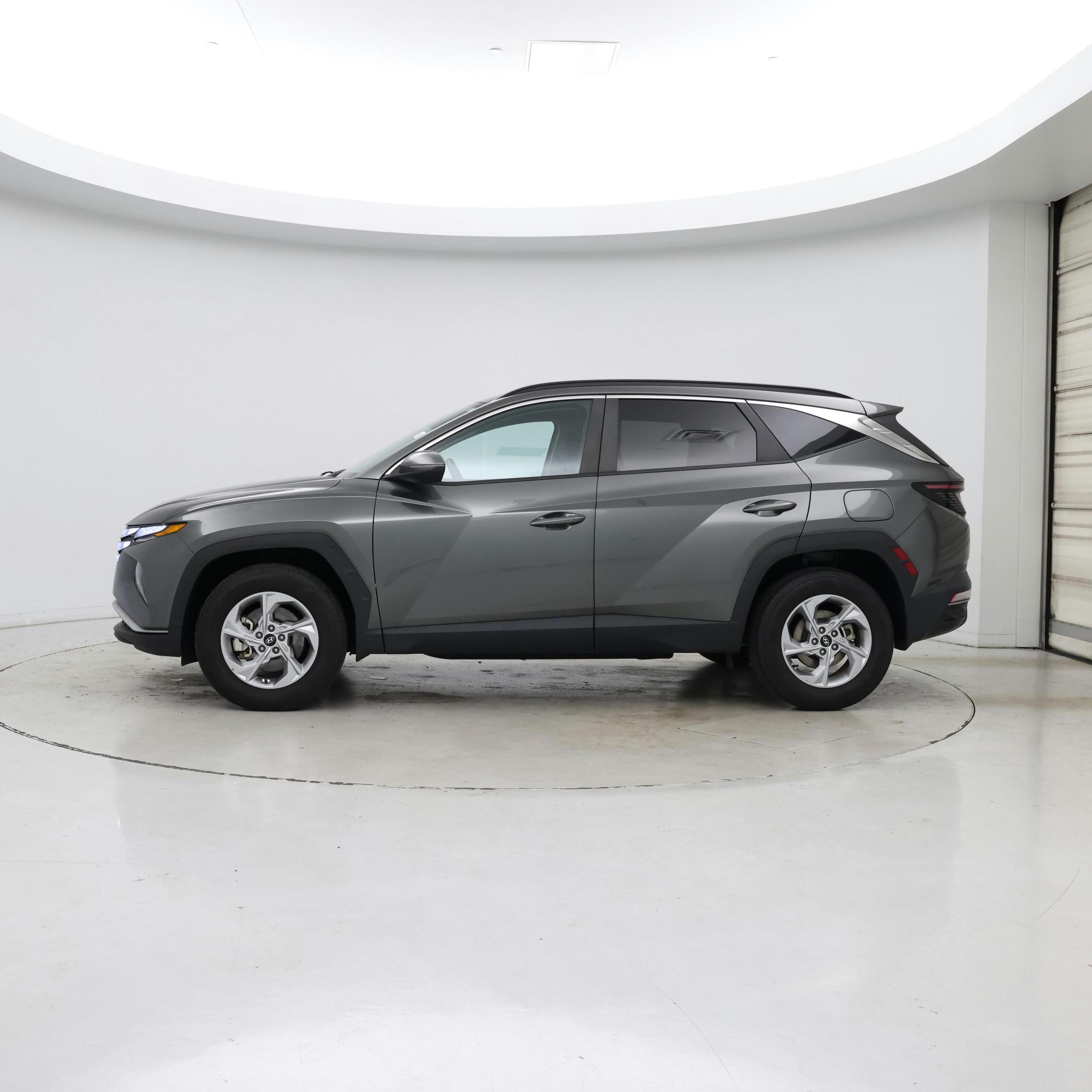 Thumbnail: 2023 Hyundai Tucson - 3