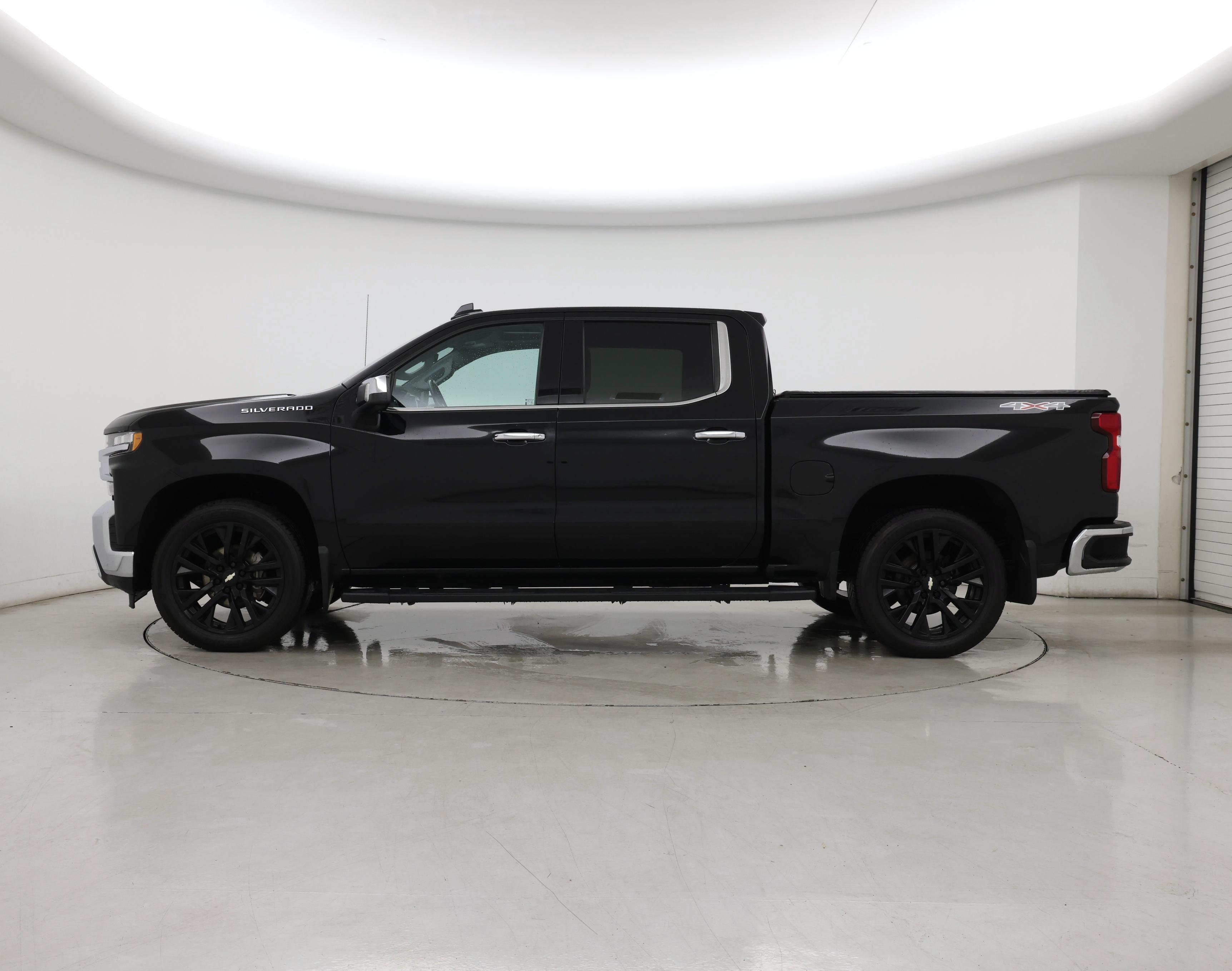 Thumbnail: 2020 Chevrolet Silverado 1500 - 3