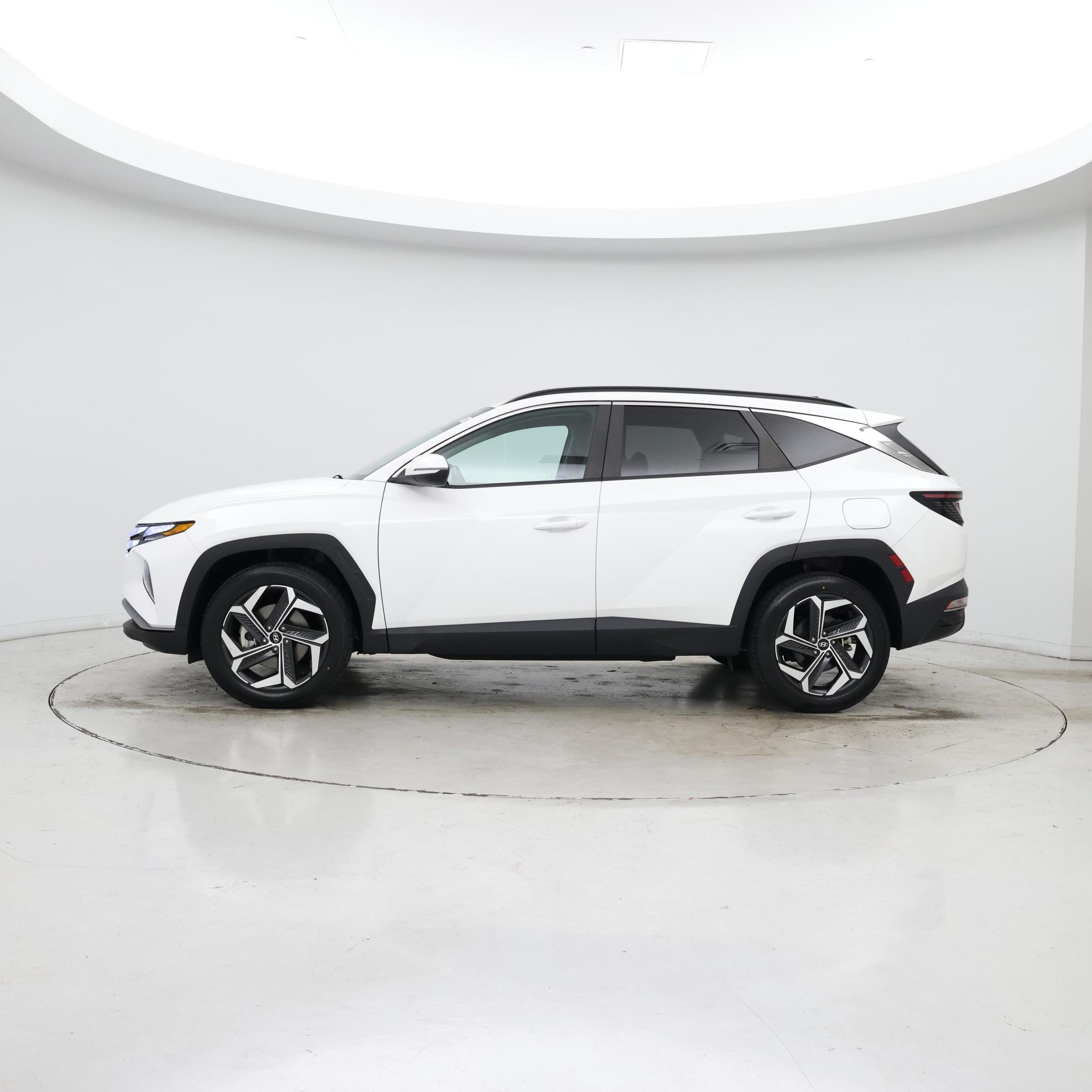 Thumbnail: 2023 Hyundai Tucson - 3