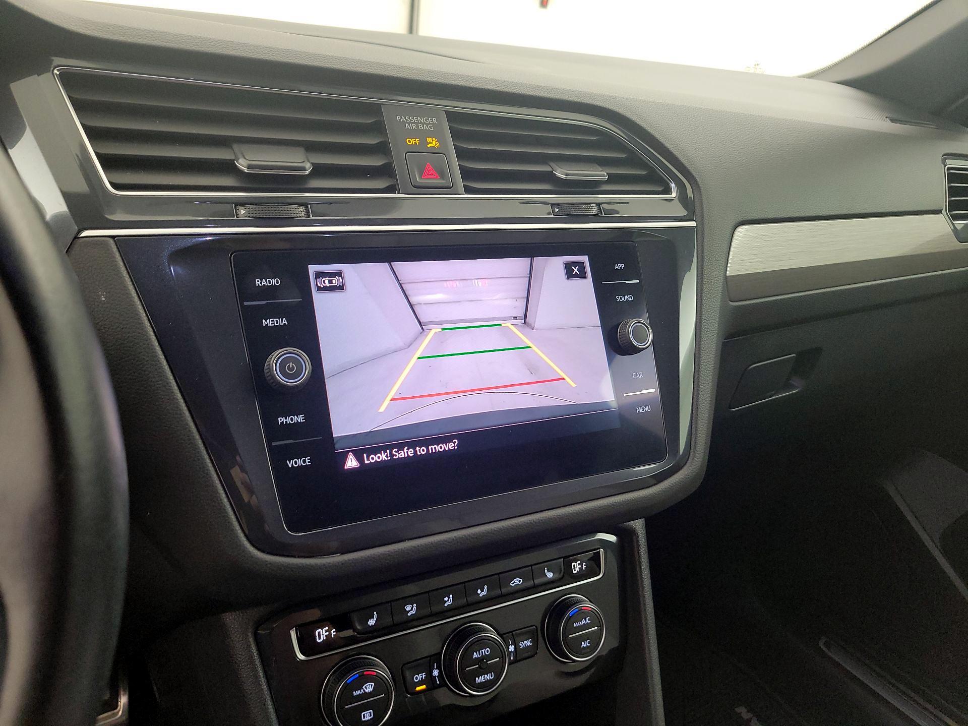 Thumbnail: 2021 Volkswagen Tiguan - 13