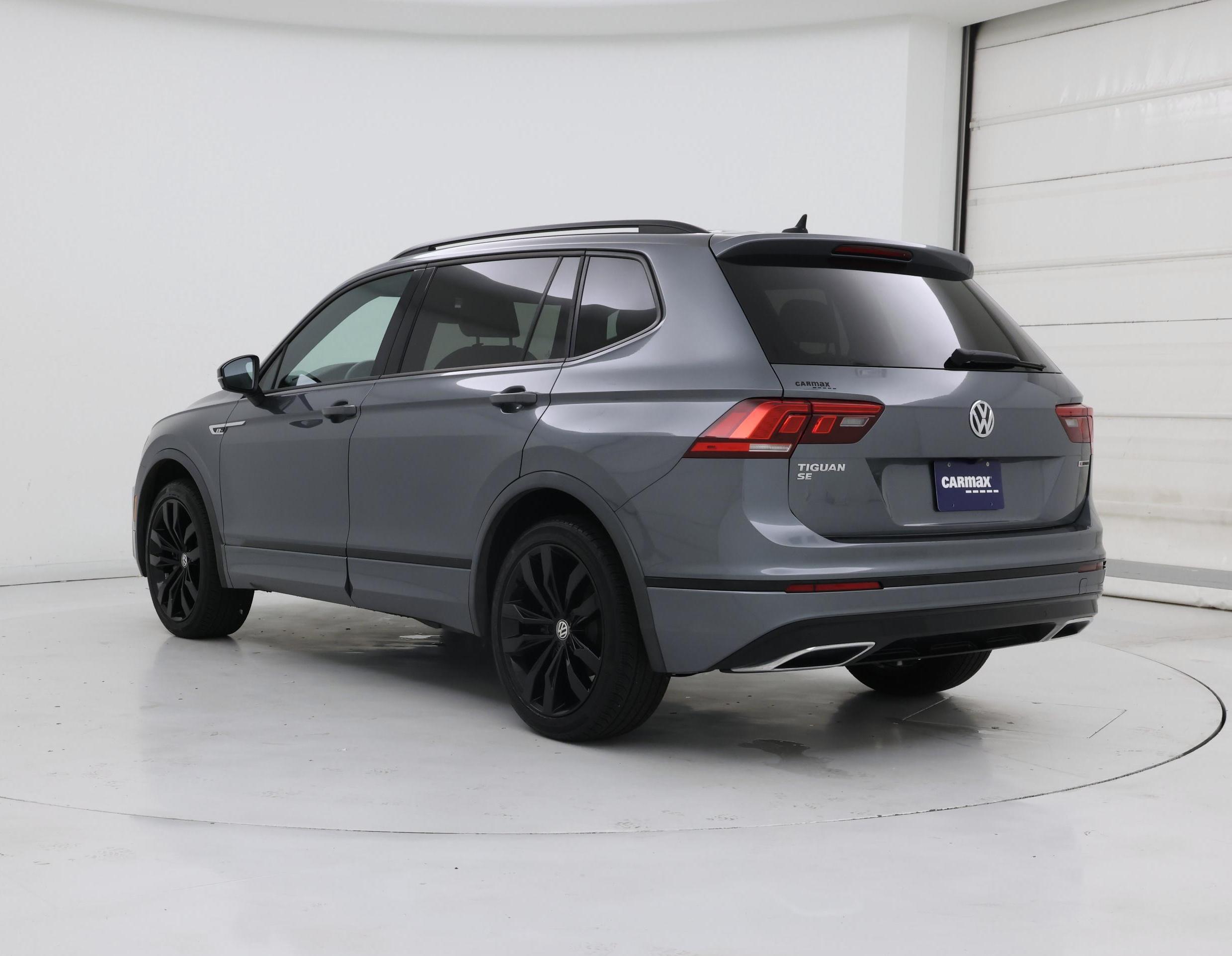 Thumbnail: 2021 Volkswagen Tiguan - 2