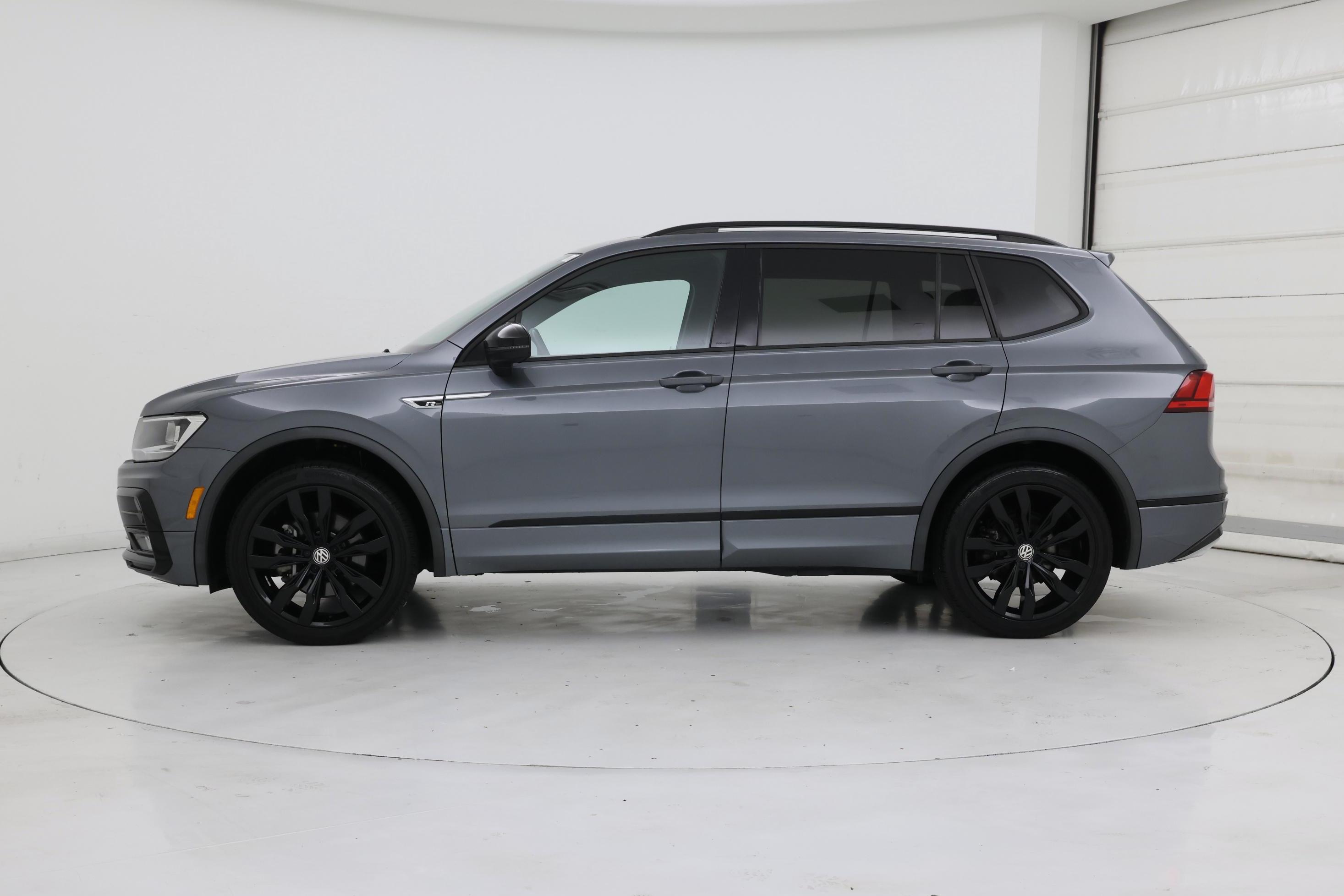 Thumbnail: 2021 Volkswagen Tiguan - 3