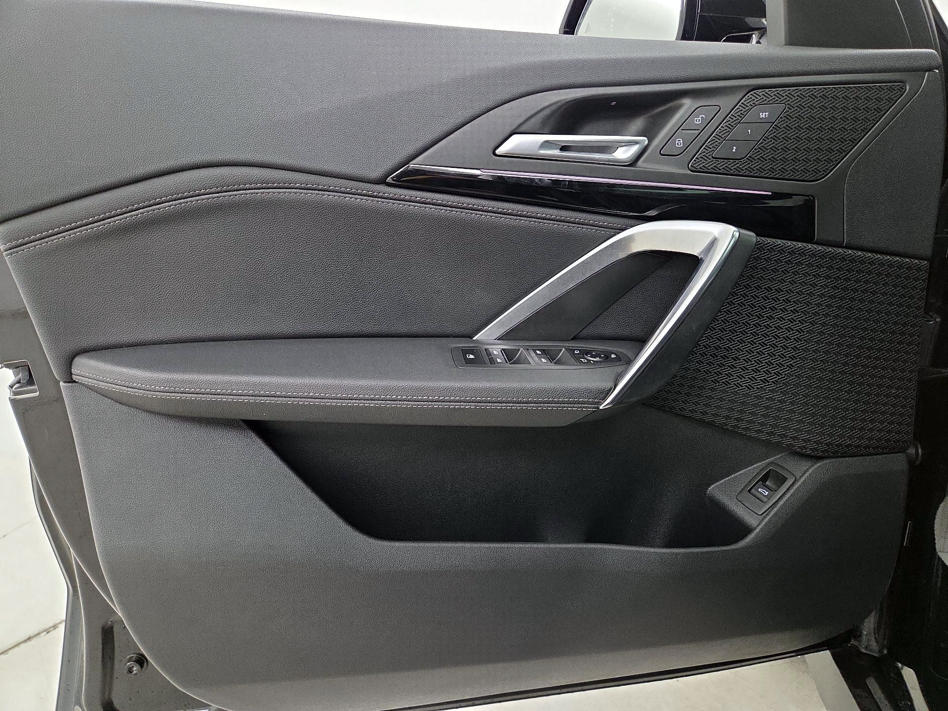 Thumbnail: 2023 BMW X1 - 12