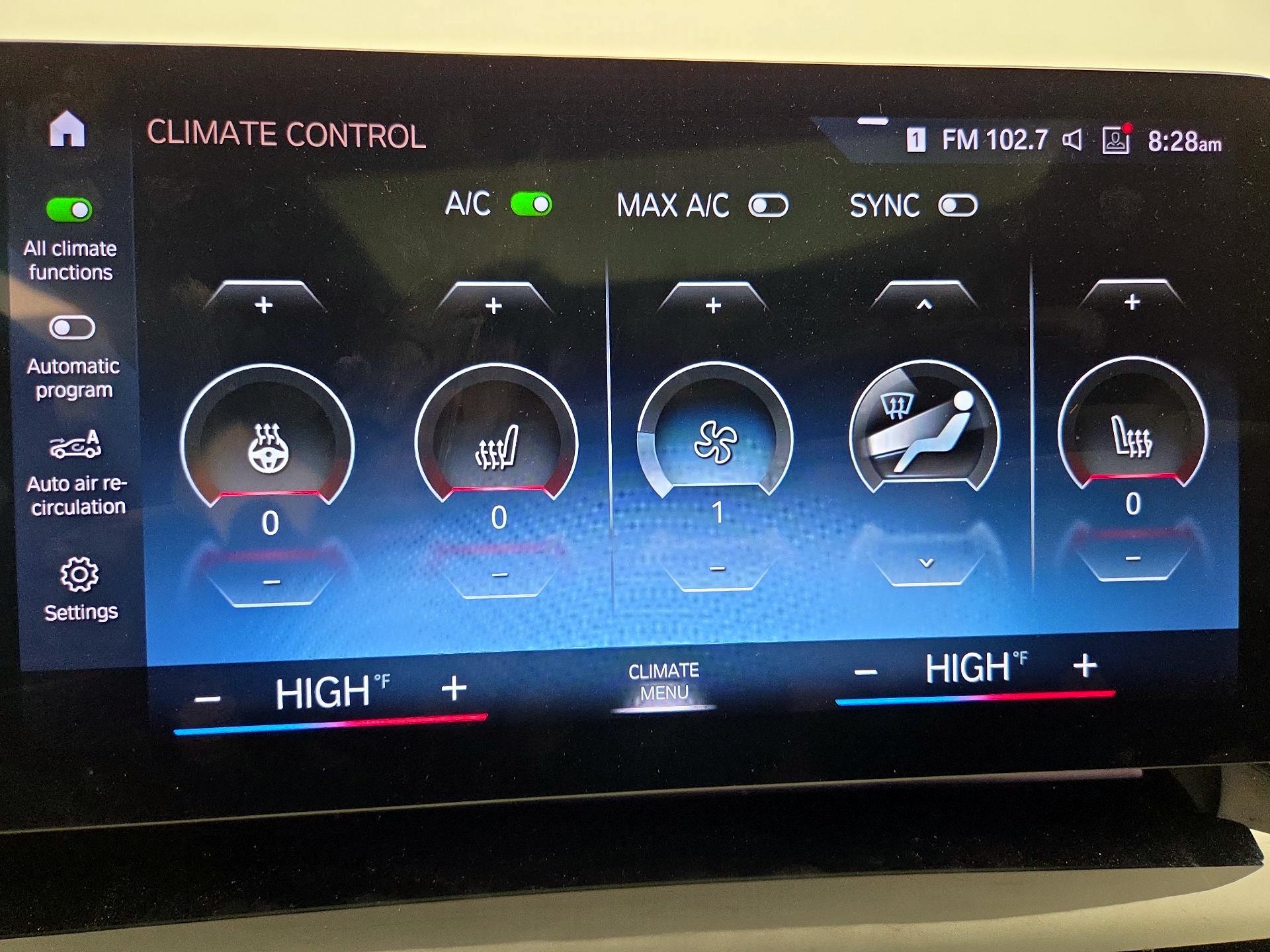 Thumbnail: 2023 BMW X1 - 17