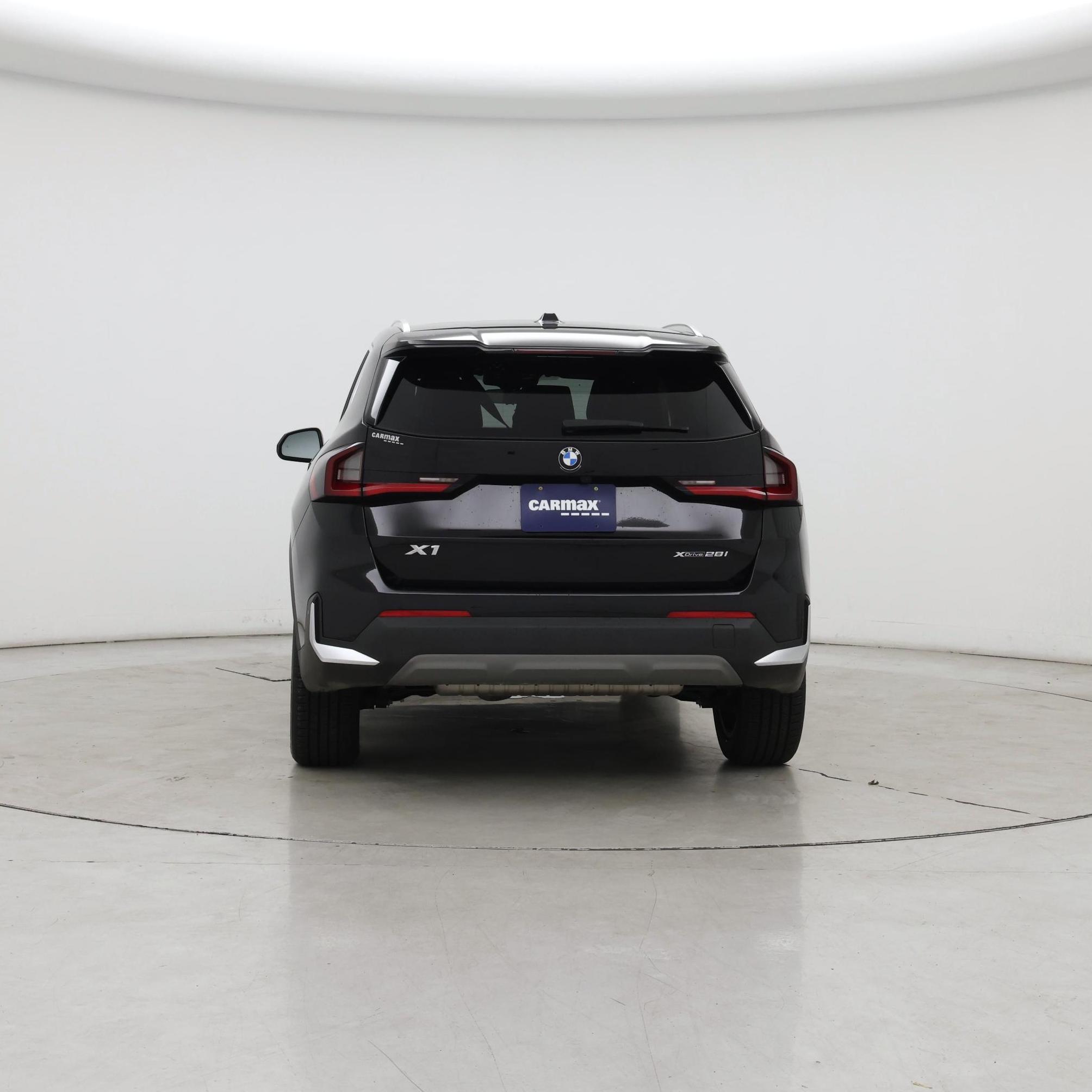 Thumbnail: 2023 BMW X1 - 6