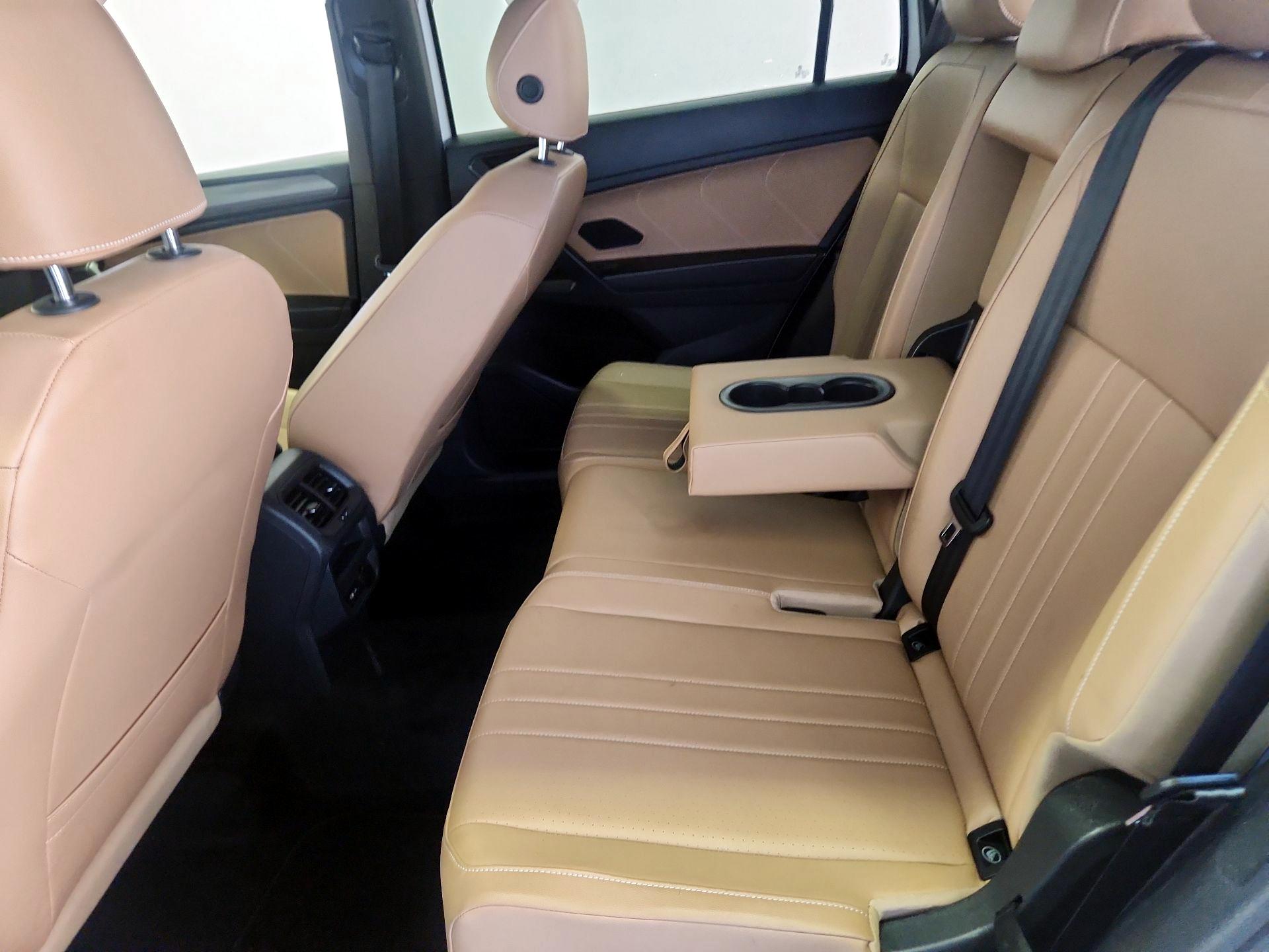 Thumbnail: 2022 Volkswagen Tiguan - 19