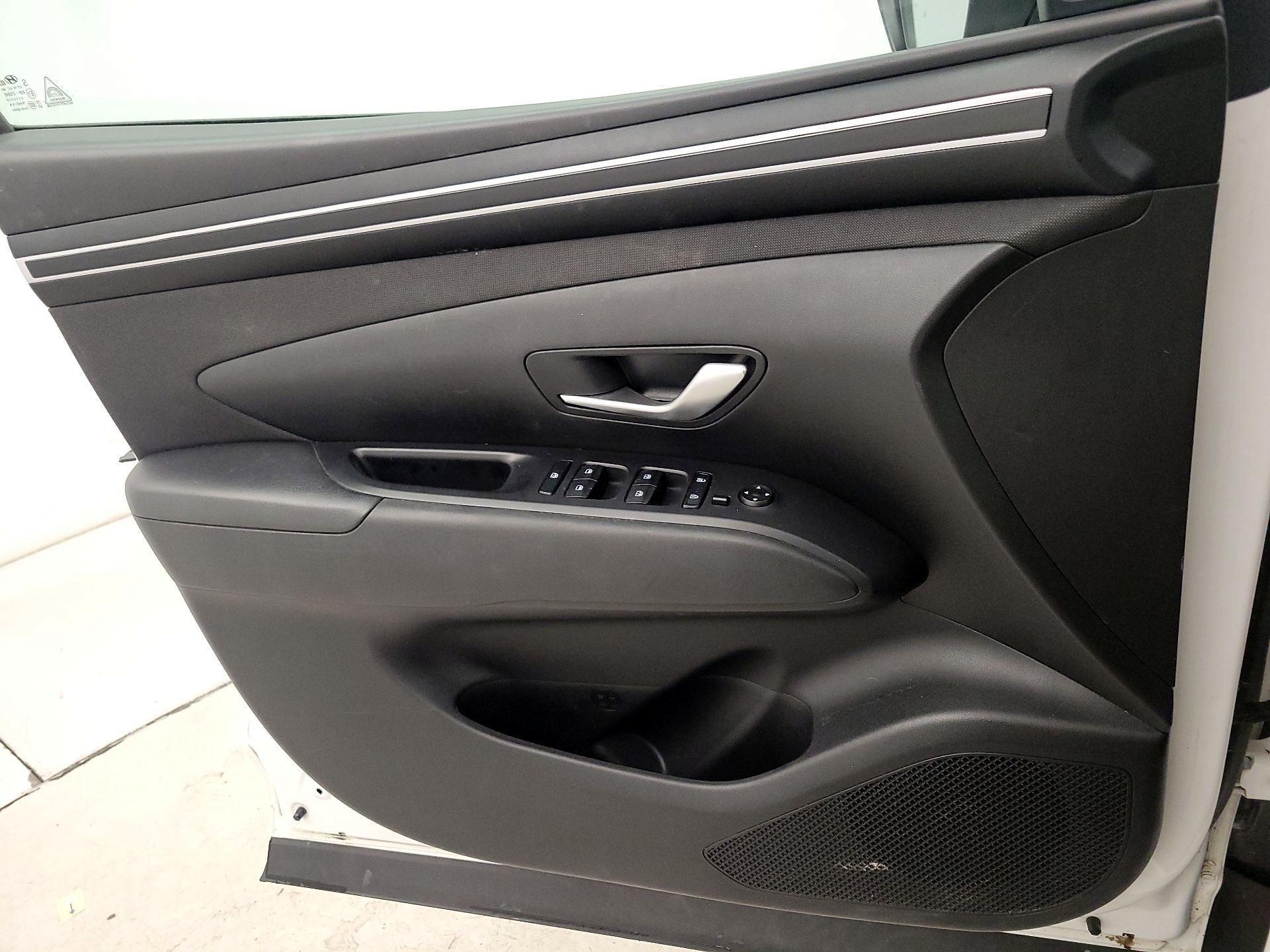 Thumbnail: 2023 Hyundai Tucson - 12