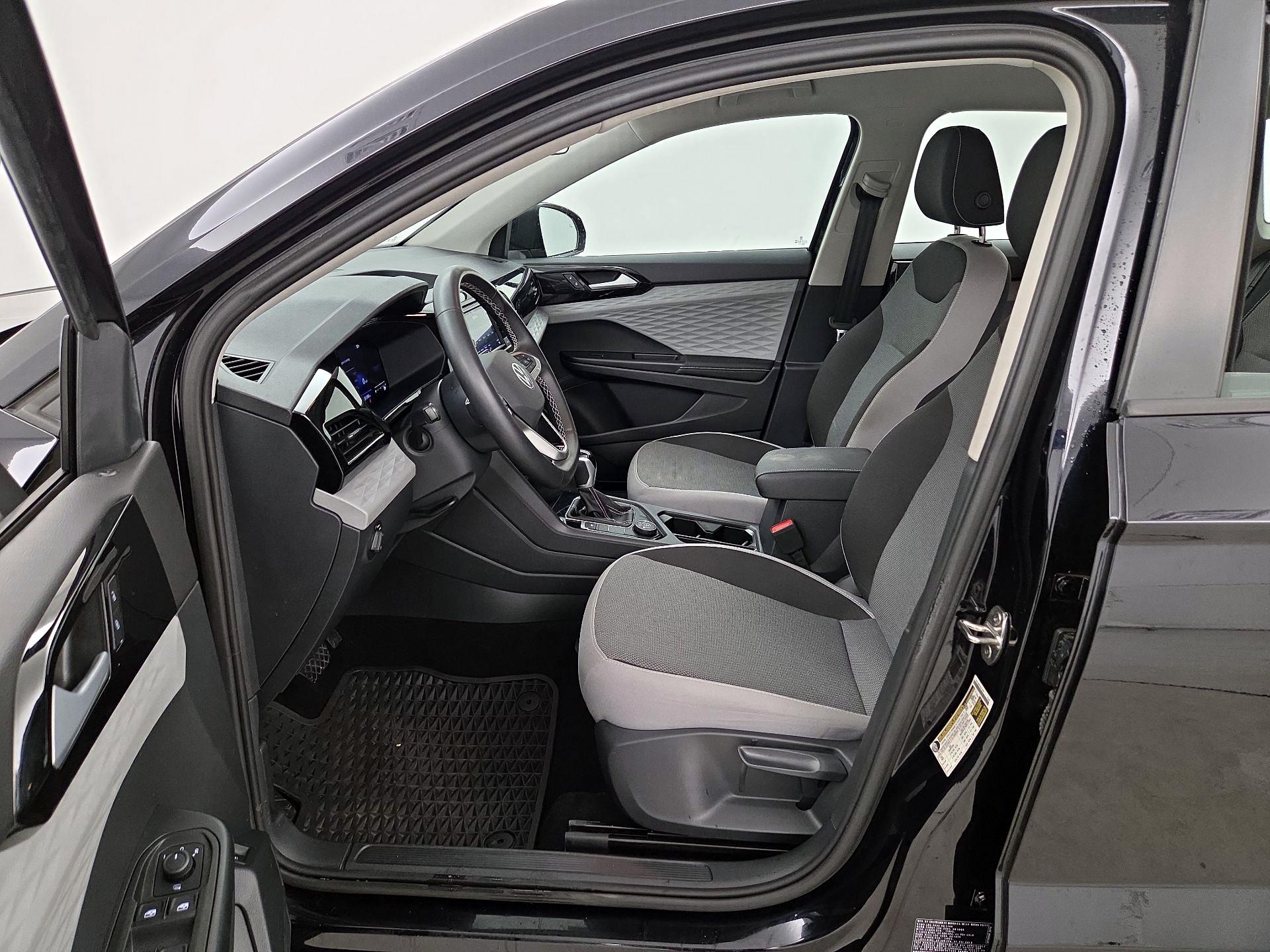 Thumbnail: 2024 Volkswagen Taos - 11