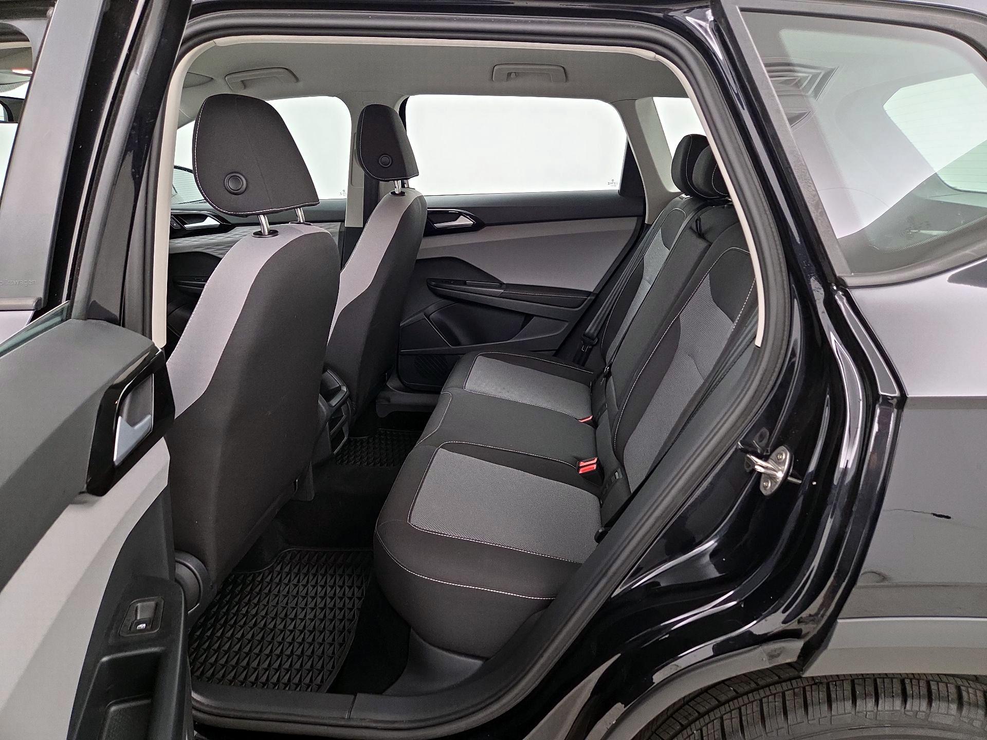 Thumbnail: 2024 Volkswagen Taos - 19