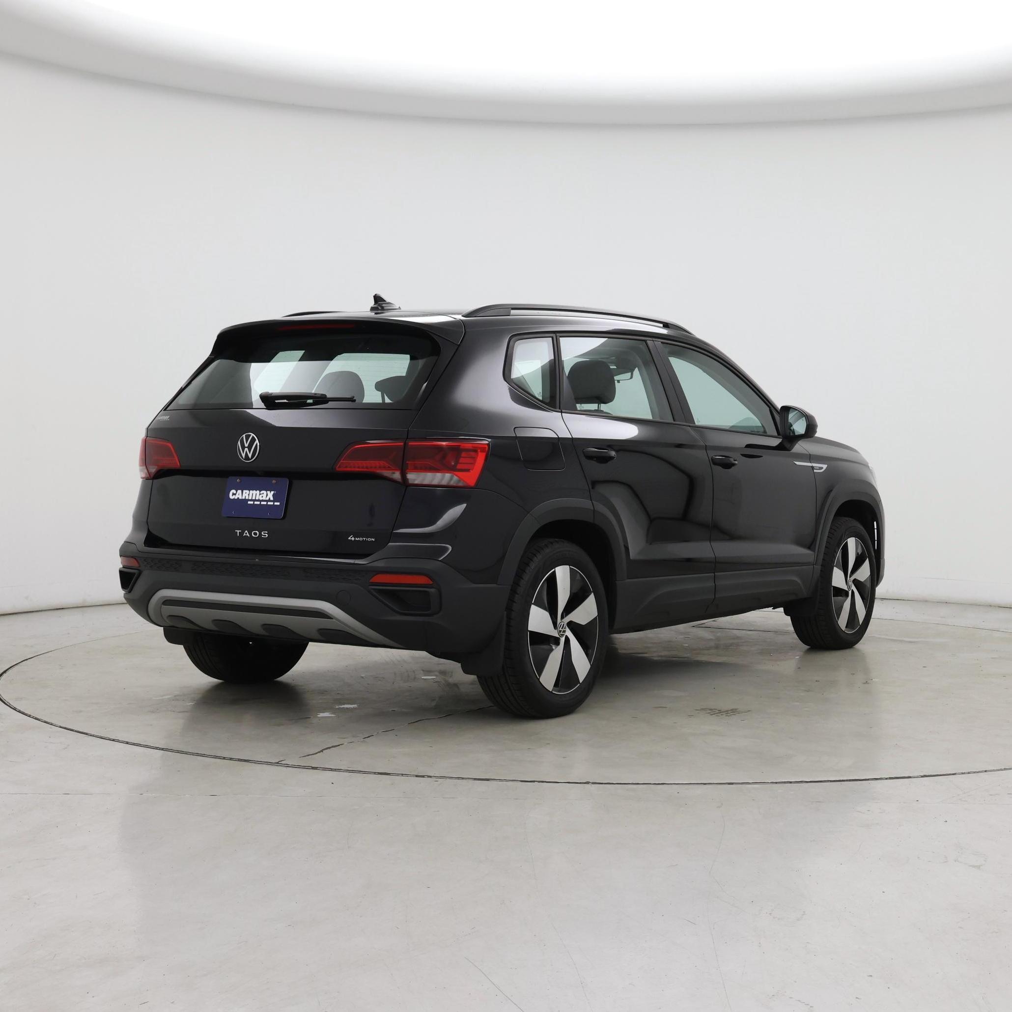 Thumbnail: 2024 Volkswagen Taos - 8