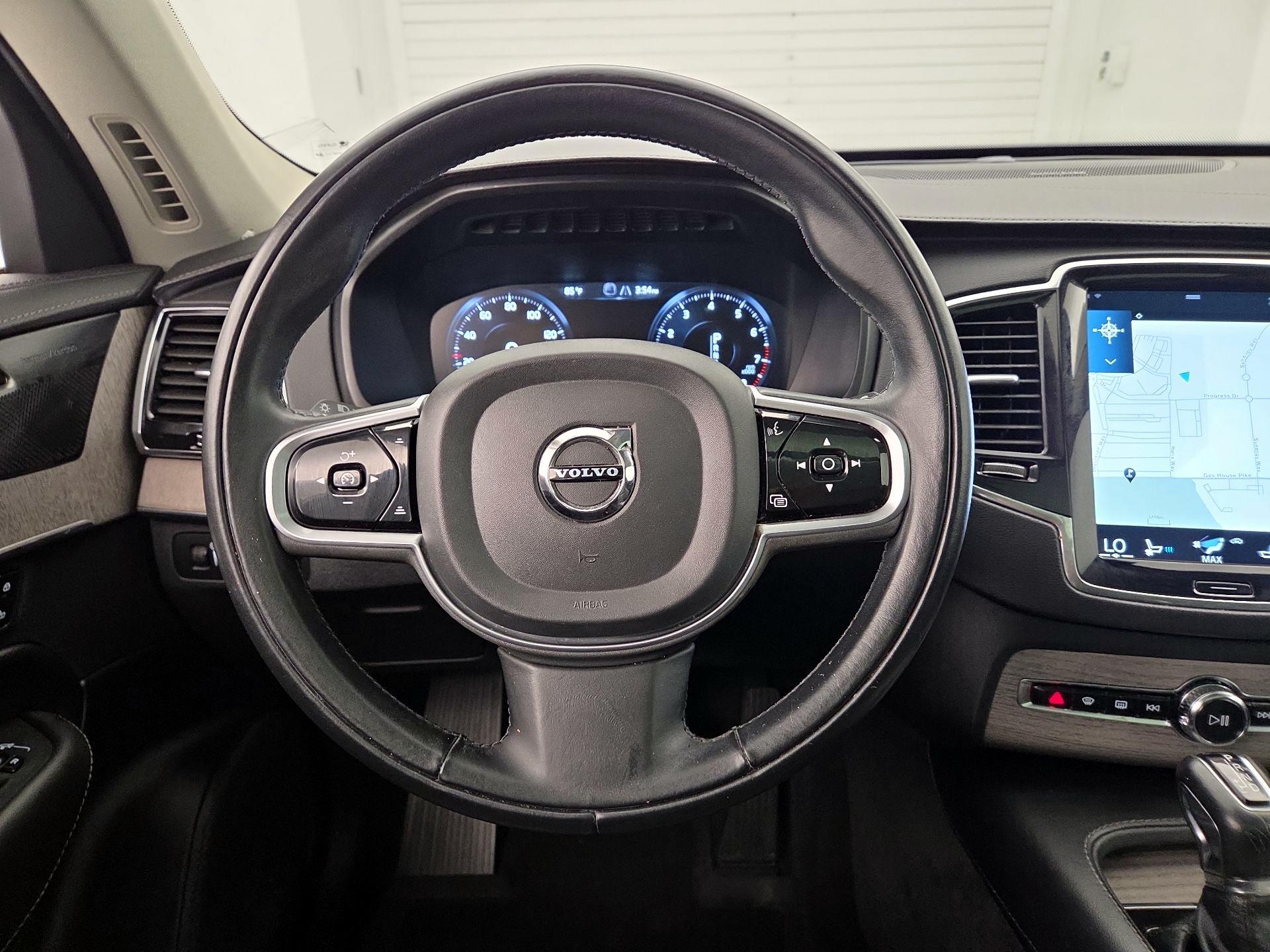 Thumbnail: 2022 Volvo XC90 - 10