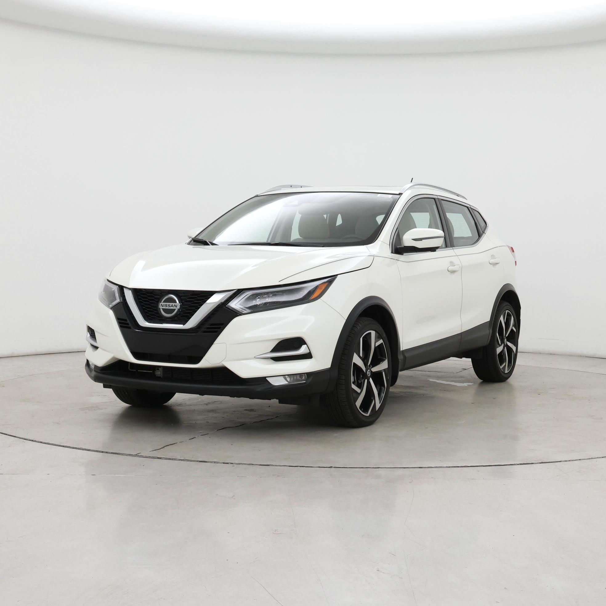 Thumbnail: 2022 Nissan Rogue Sport - 4