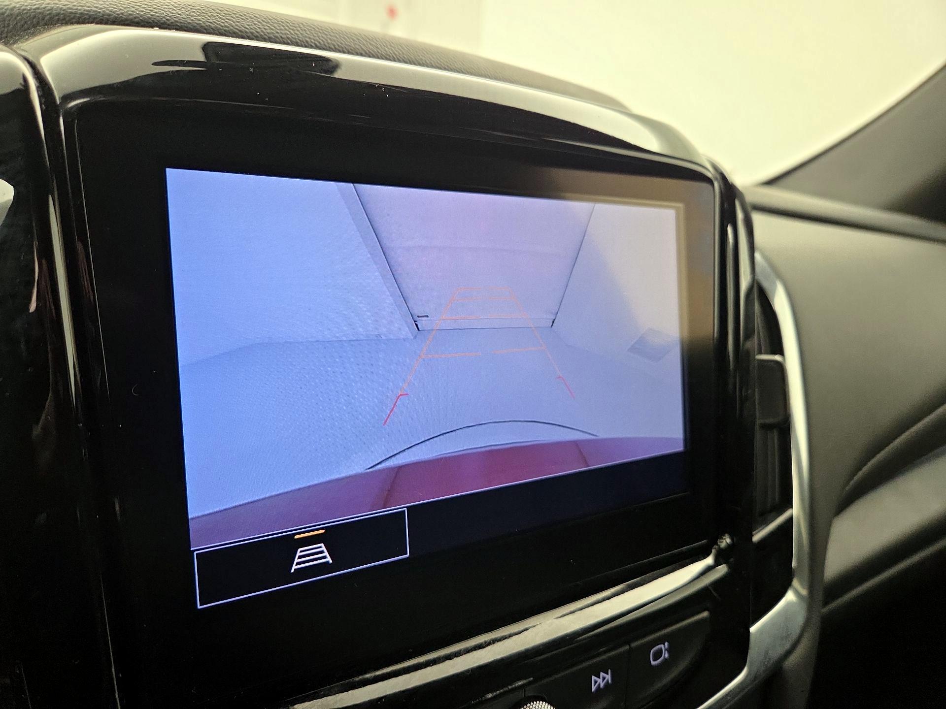 Thumbnail: 2023 Chevrolet Traverse - 14