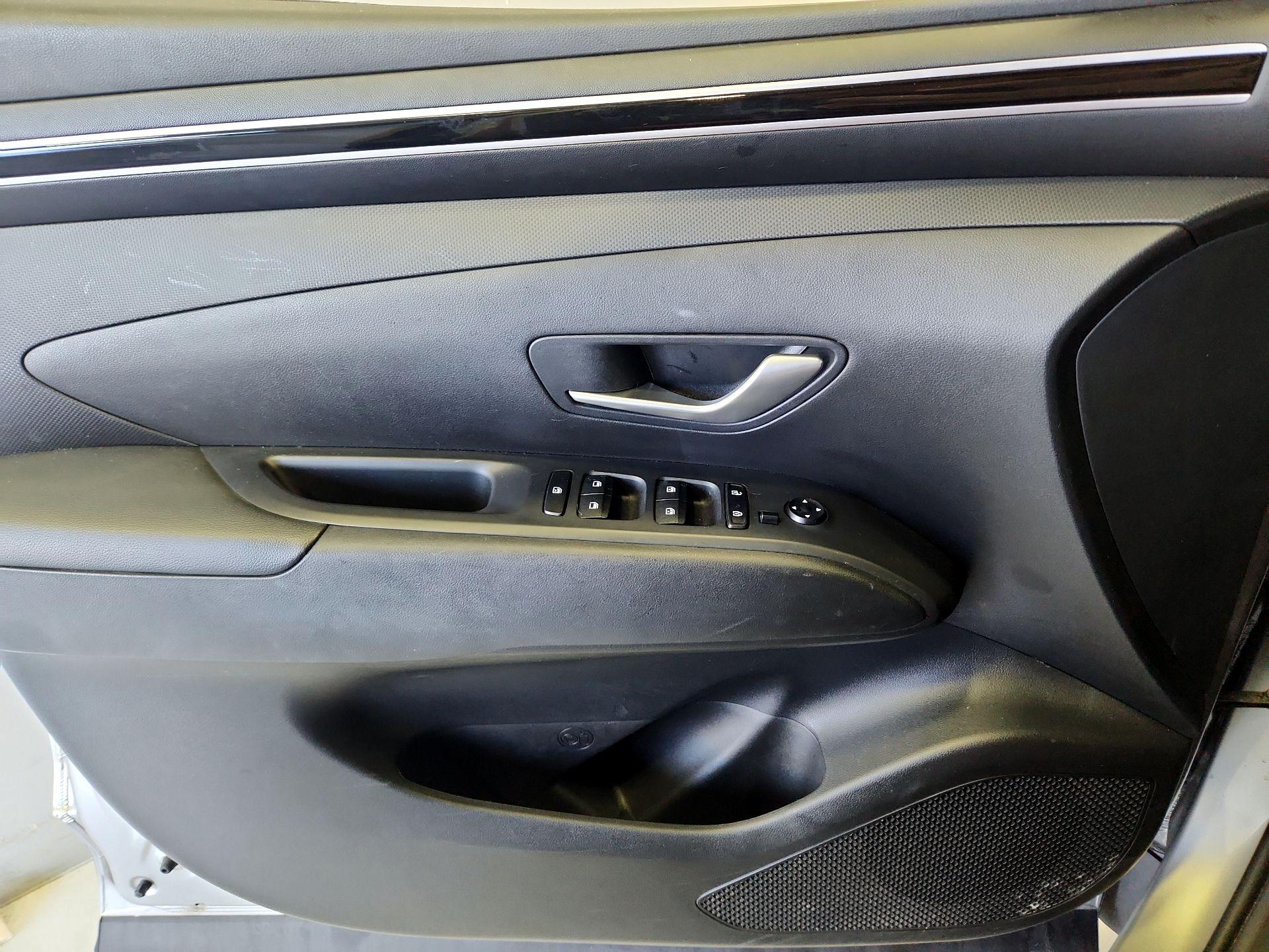 Thumbnail: 2023 Hyundai Tucson - 12