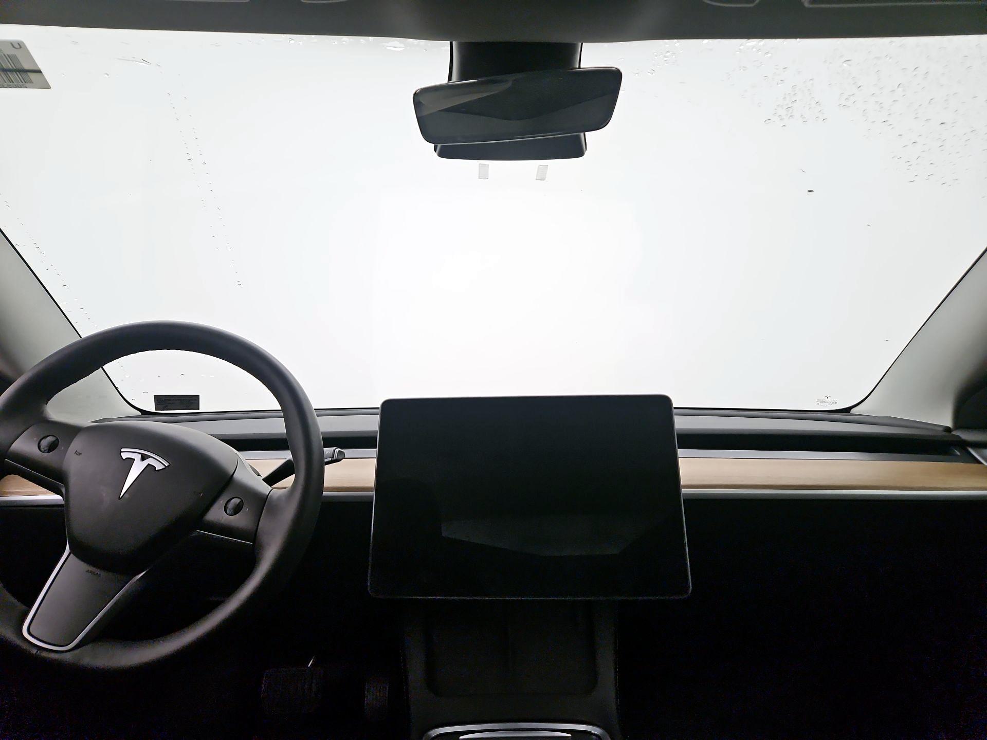 Thumbnail: 2022 Tesla Model 3 - 9