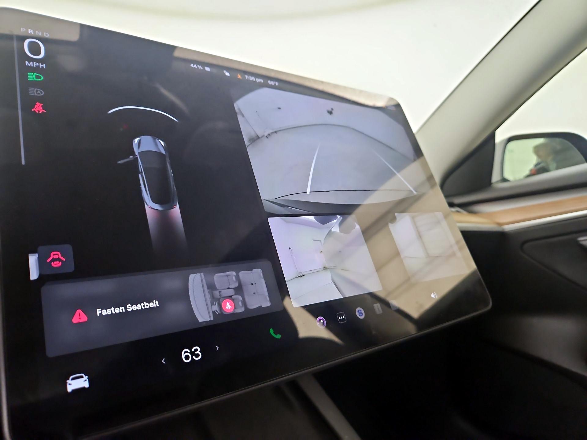 Thumbnail: 2022 Tesla Model 3 - 14