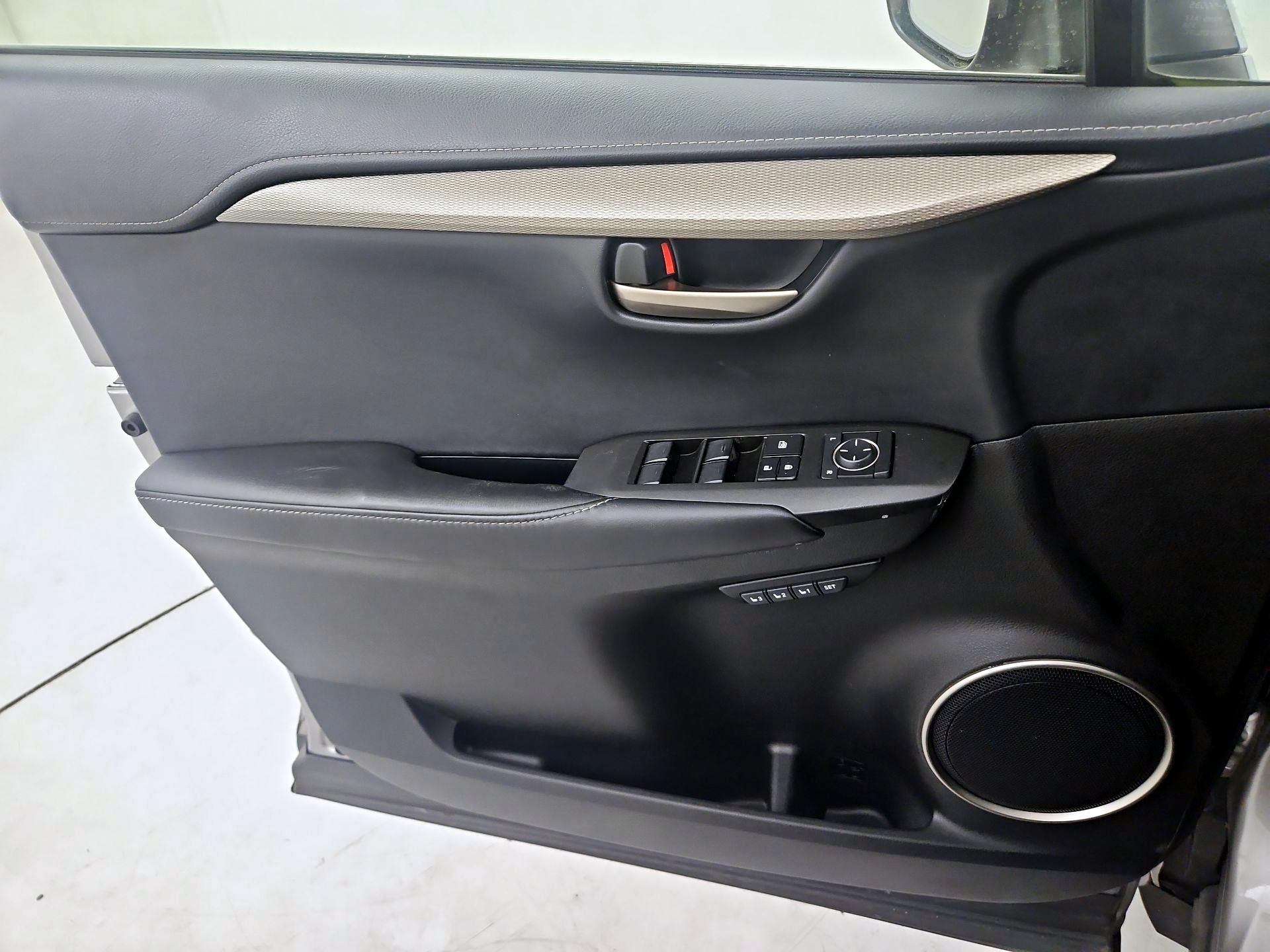 Thumbnail: 2015 Lexus NX - 12