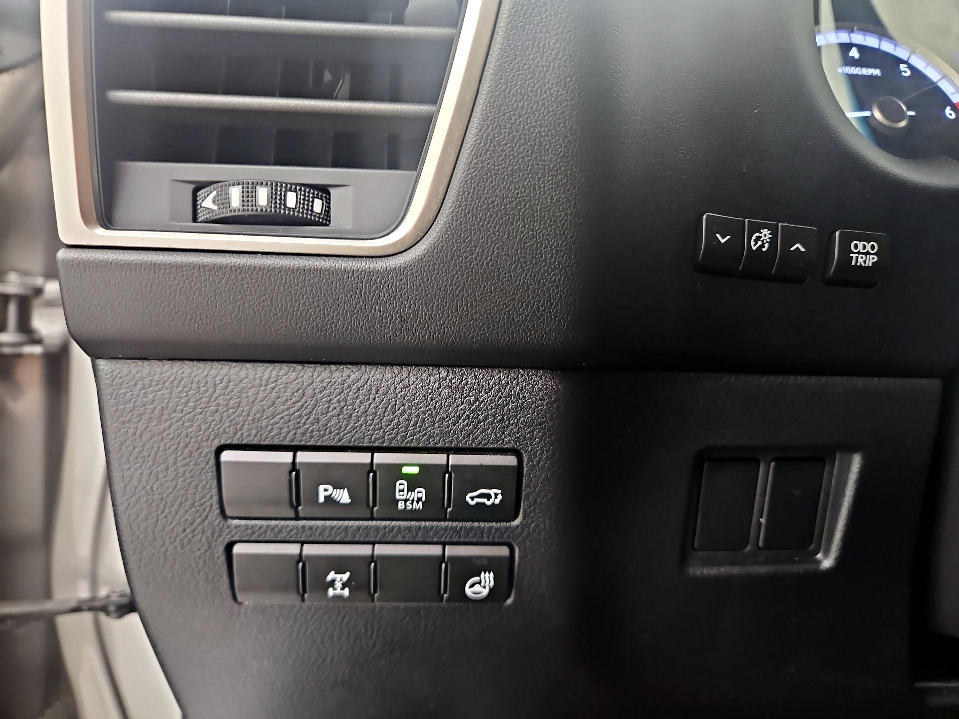 Thumbnail: 2015 Lexus NX - 13