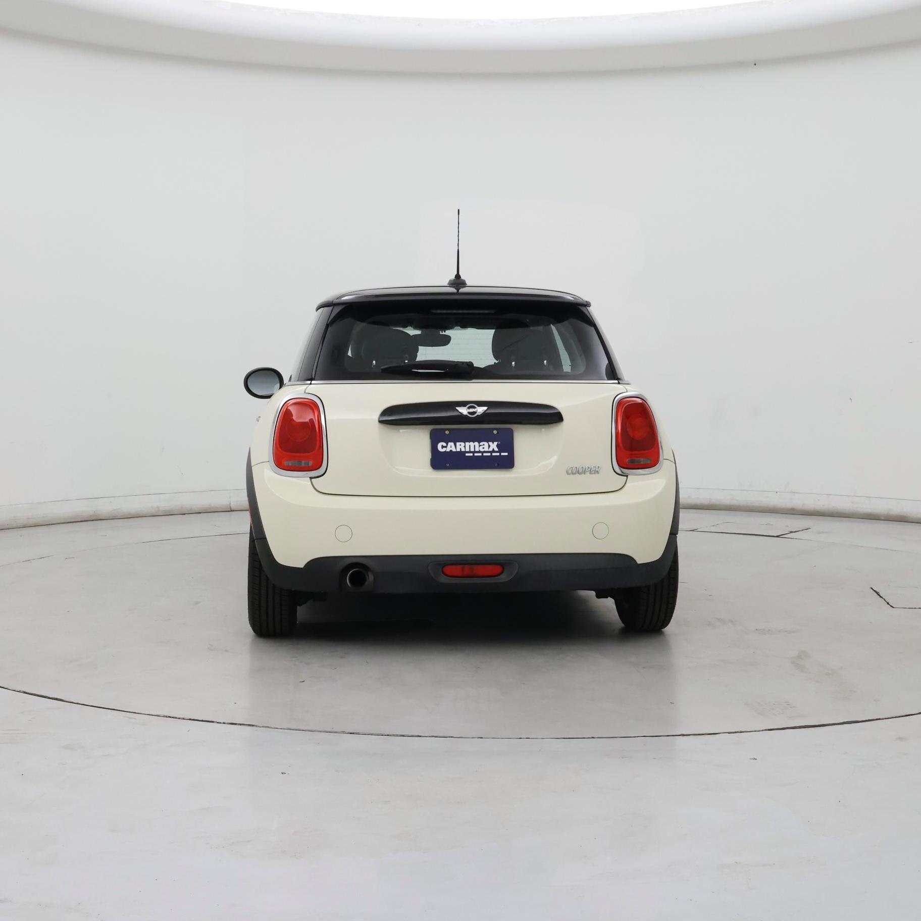 Thumbnail: 2017 MINI Cooper Hardtop - 6
