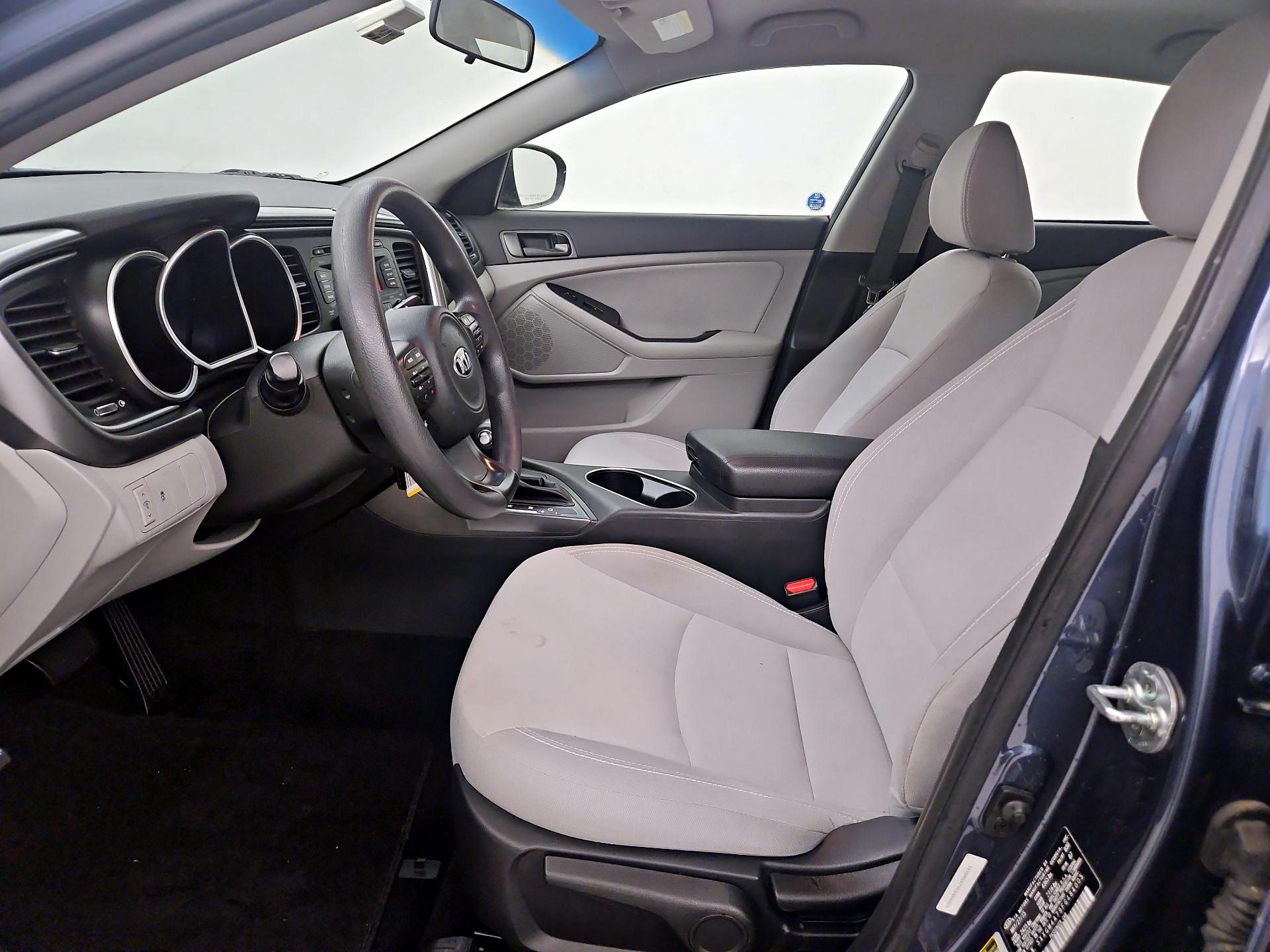 Thumbnail: 2015 Kia Optima - 11