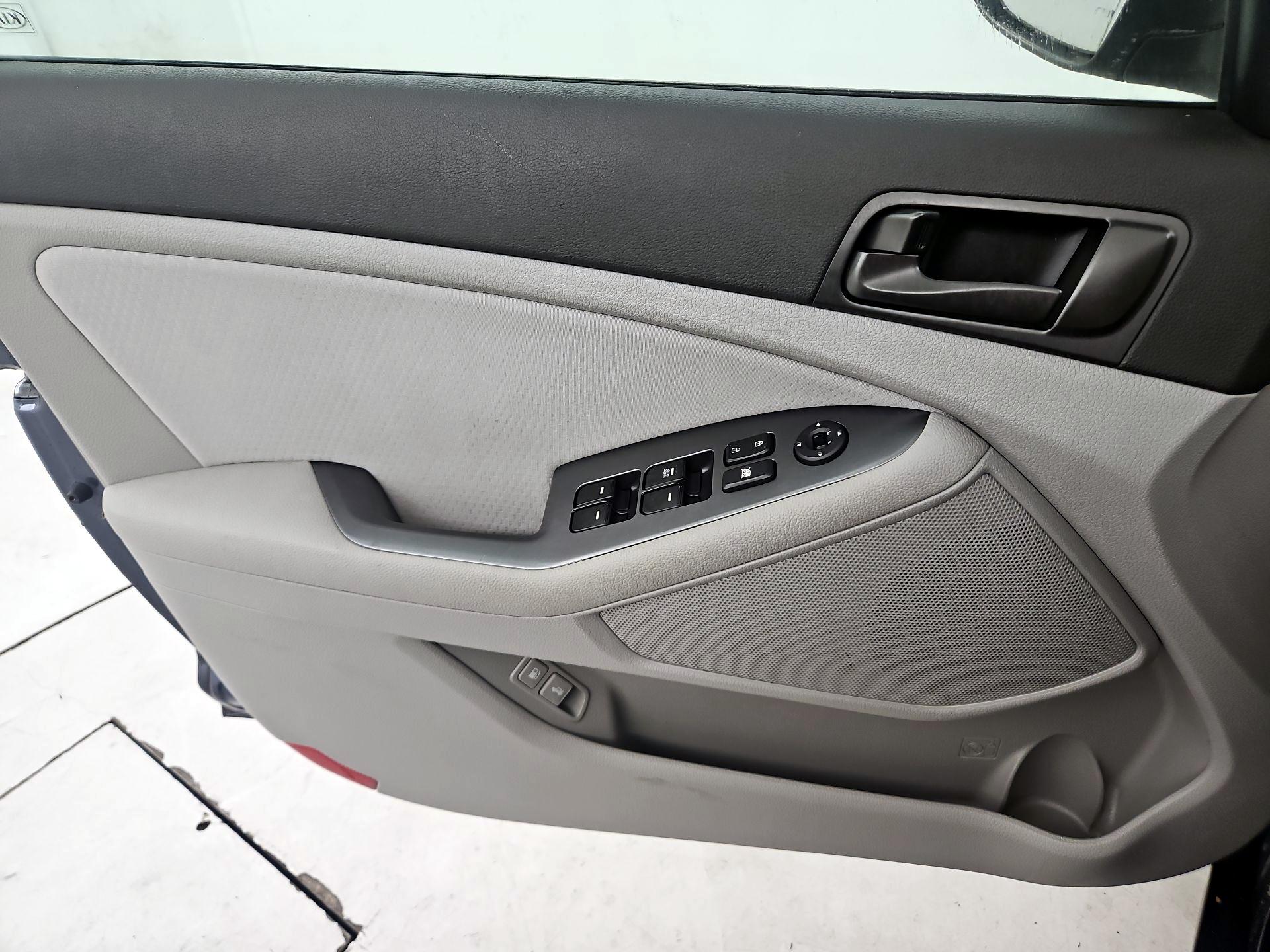 Thumbnail: 2015 Kia Optima - 12