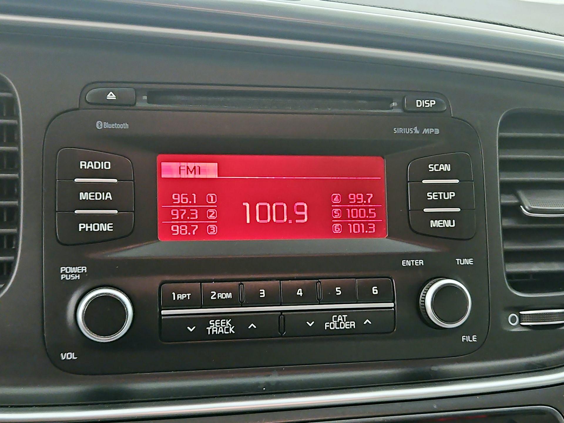 Thumbnail: 2015 Kia Optima - 14