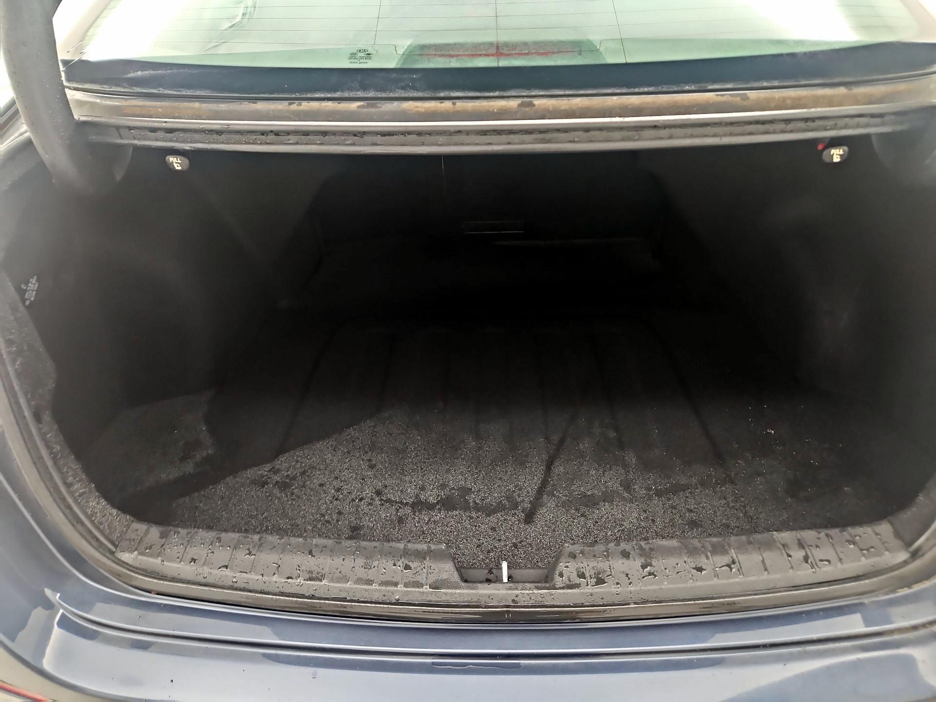 Thumbnail: 2015 Kia Optima - 19