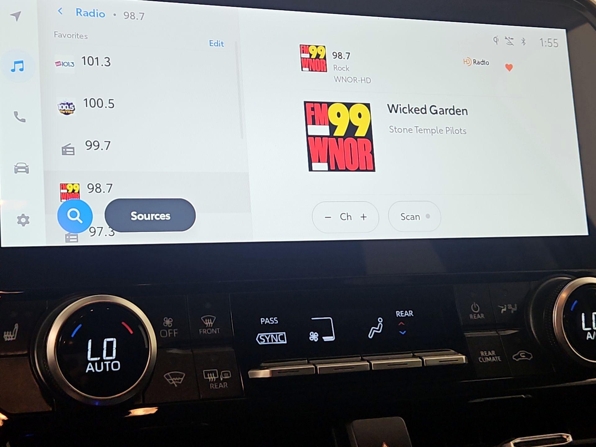 Thumbnail: 2026 Toyota Highlander - 15