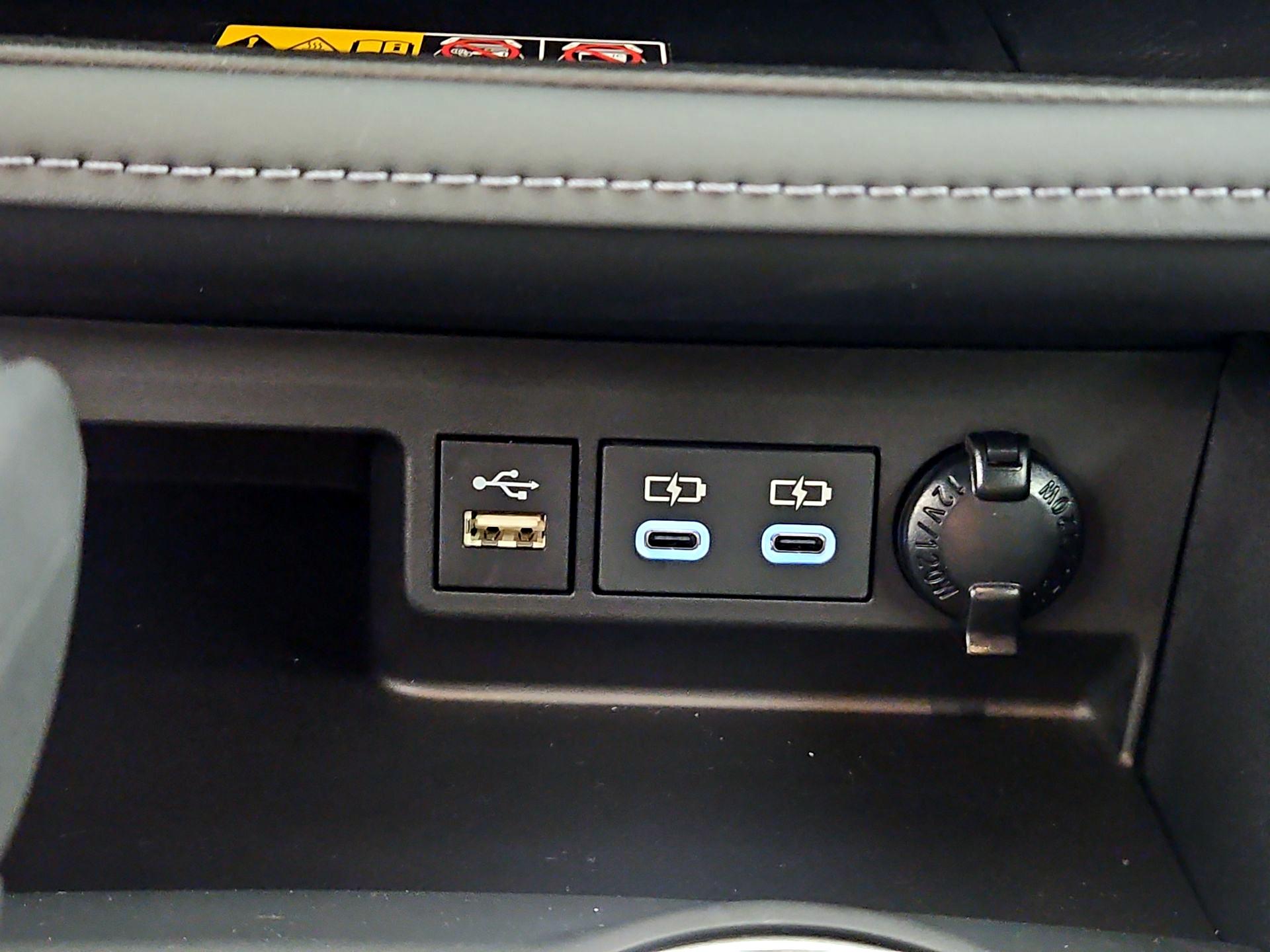 Thumbnail: 2026 Toyota Highlander - 18