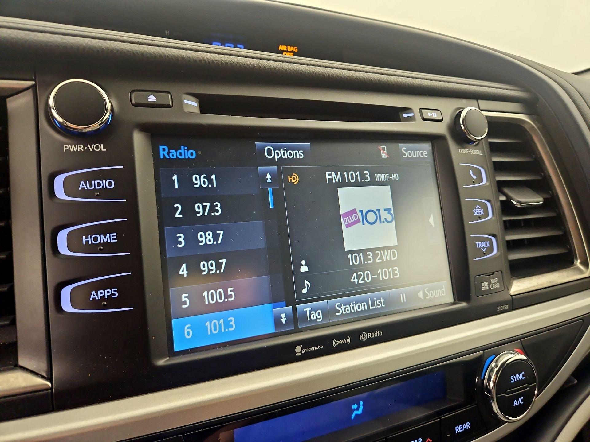 Thumbnail: 2016 Toyota Highlander - 15