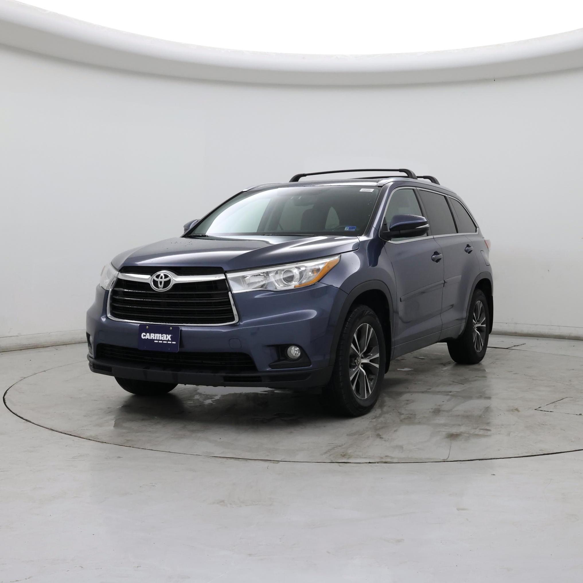 Thumbnail: 2016 Toyota Highlander - 4